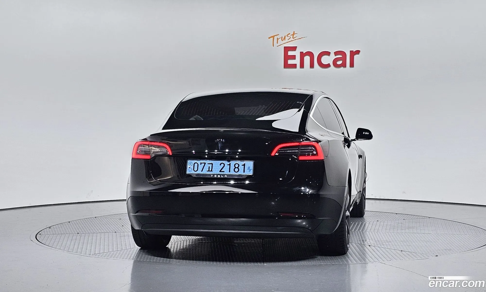 Tesla Model 3 2020 — 8