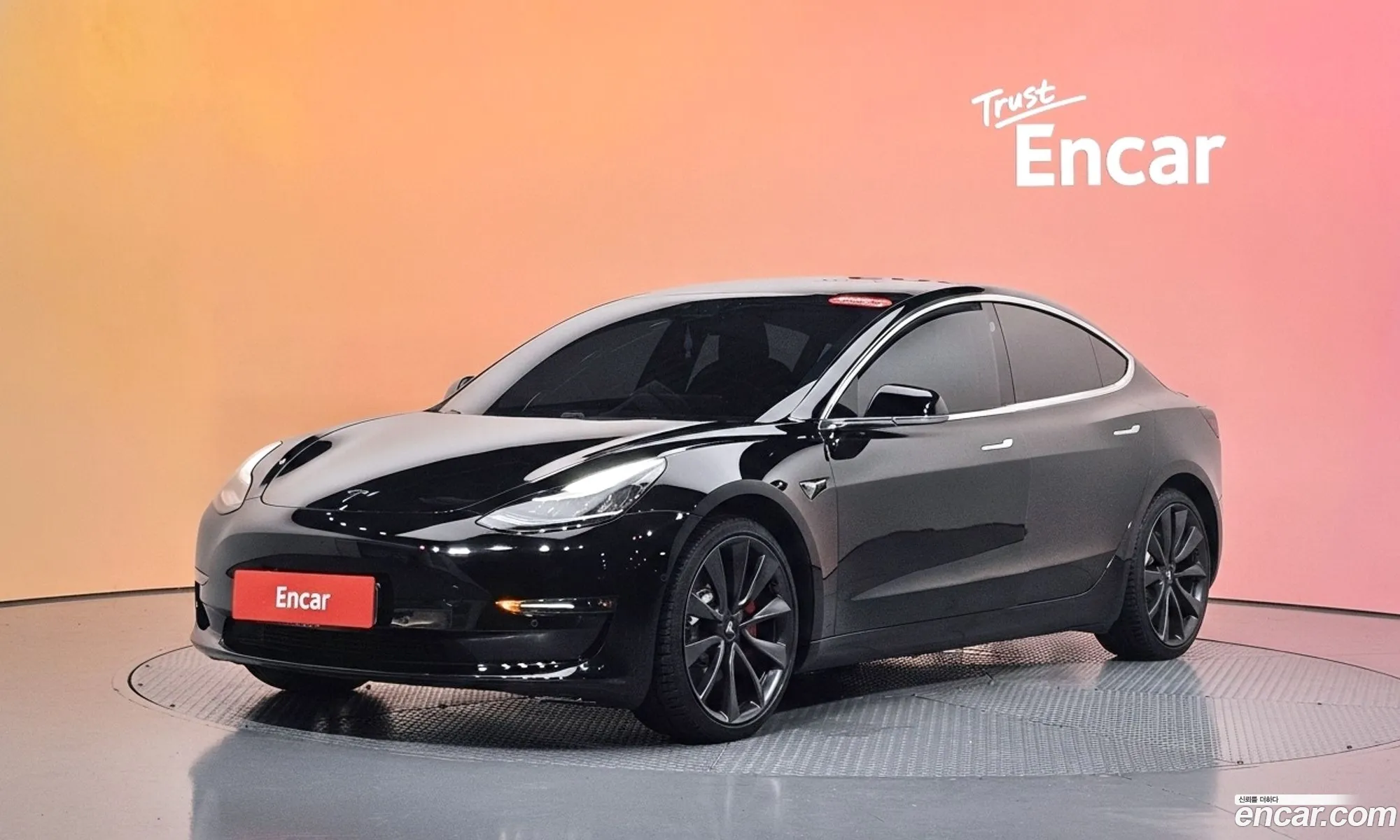 Tesla Model 3 2020 — 10