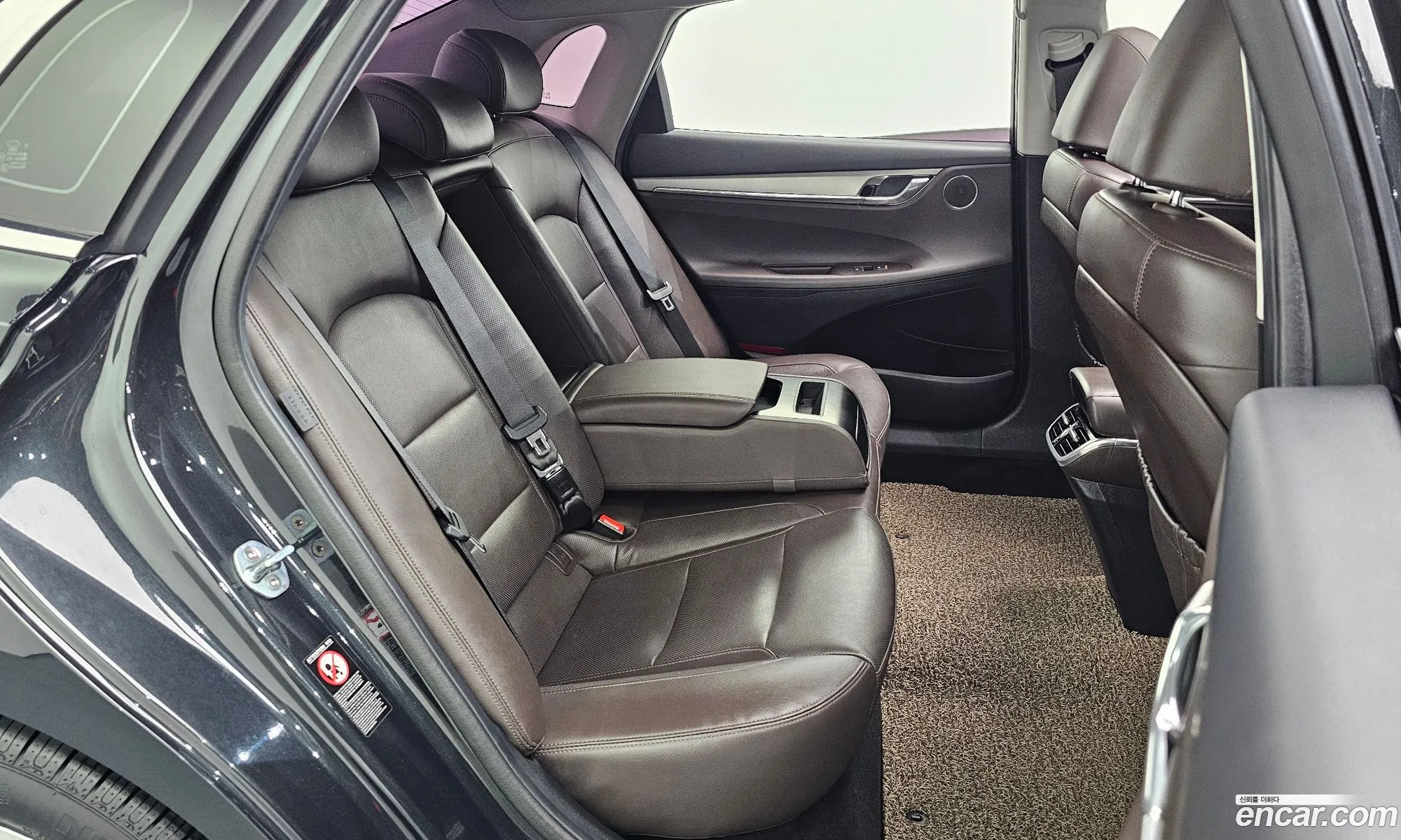 Hyundai Grandeur IG 2020 — 32