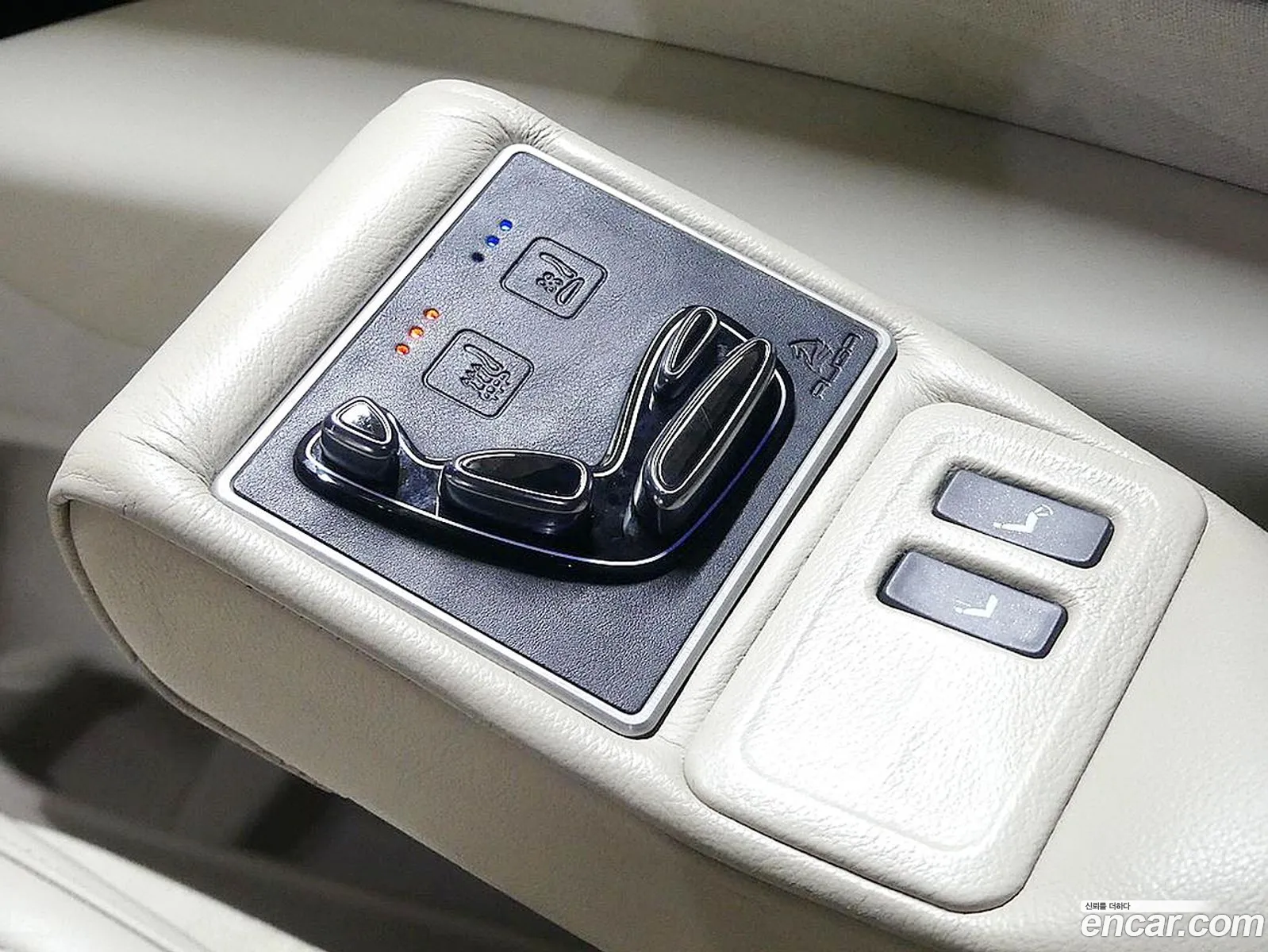 Cadillac Escalade 2022 — 17