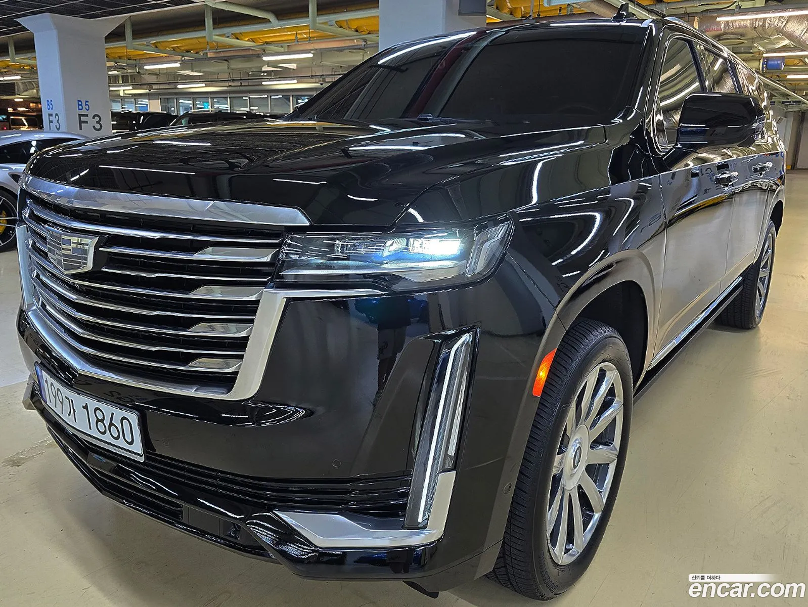 Cadillac Escalade 2022 — 18