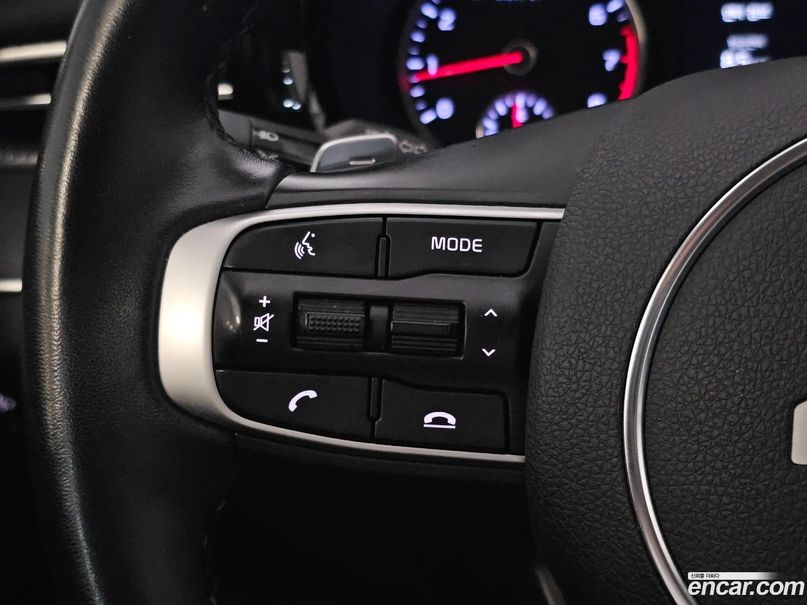 Kia K5 2023 — 6