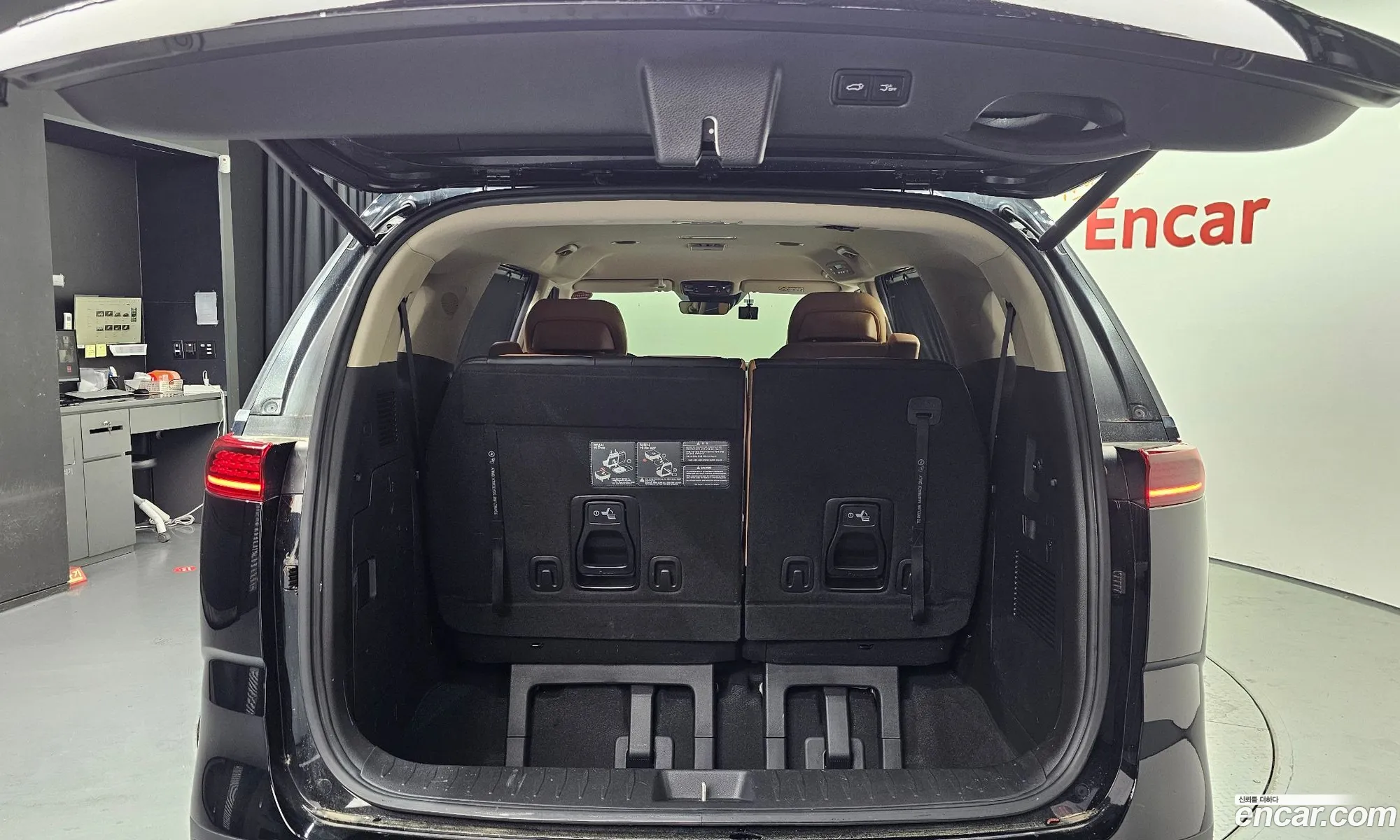 Kia Carnival 2022 KNANE813BPS273019 — 3