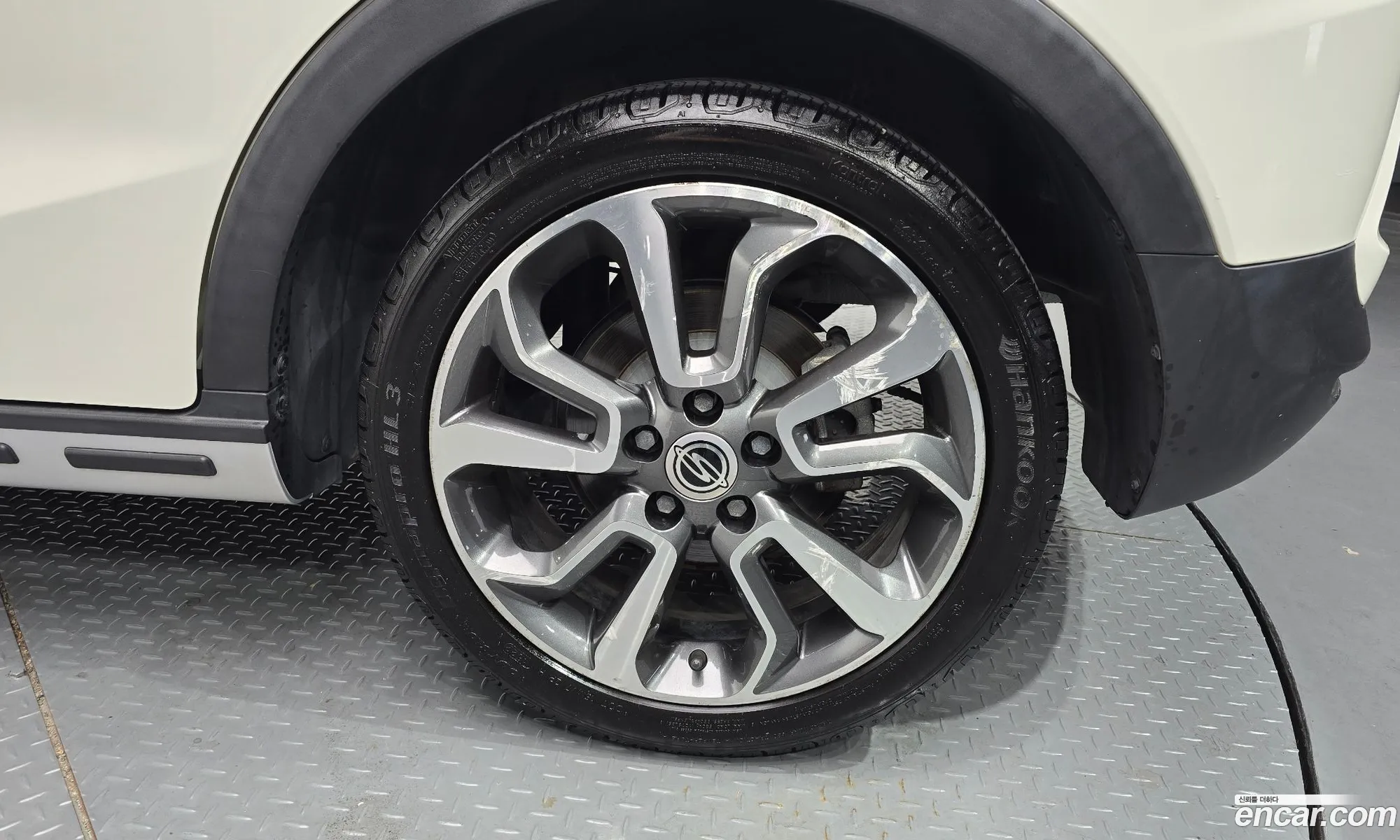 KG Mobility (SsangYong) Tivoli 2016 — 10