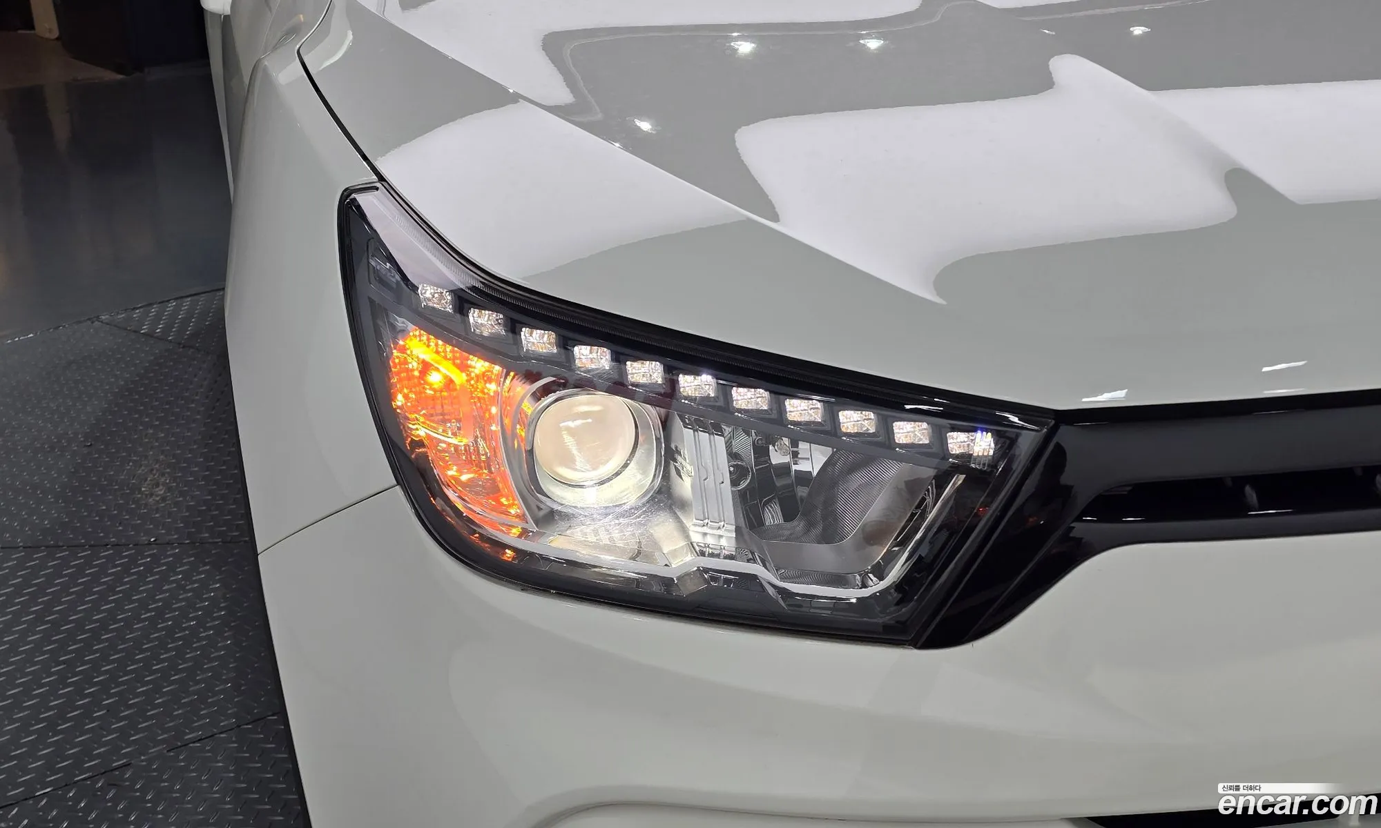 KG Mobility (SsangYong) Tivoli 2016 — 16