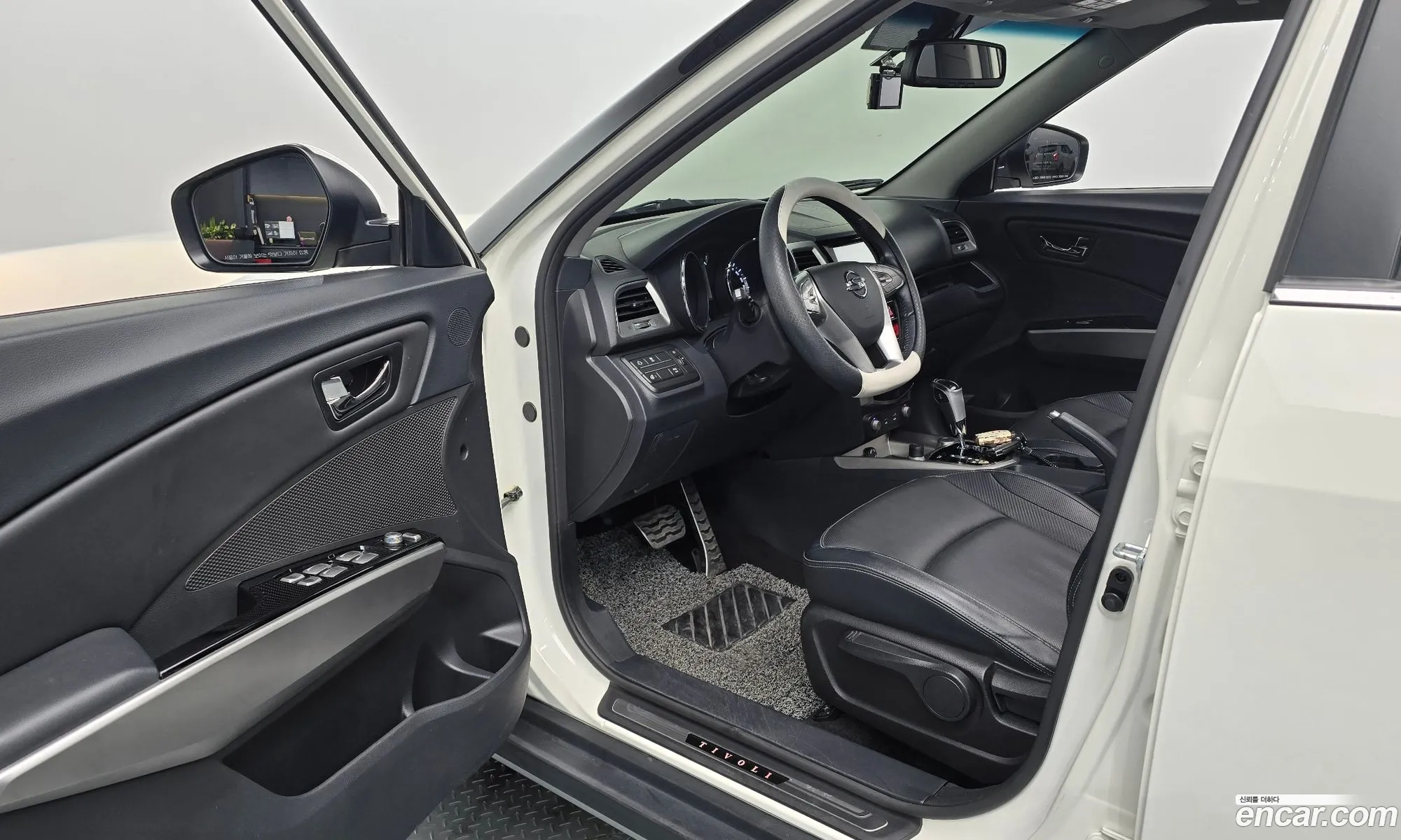 KG Mobility (SsangYong) Tivoli 2016 — 8