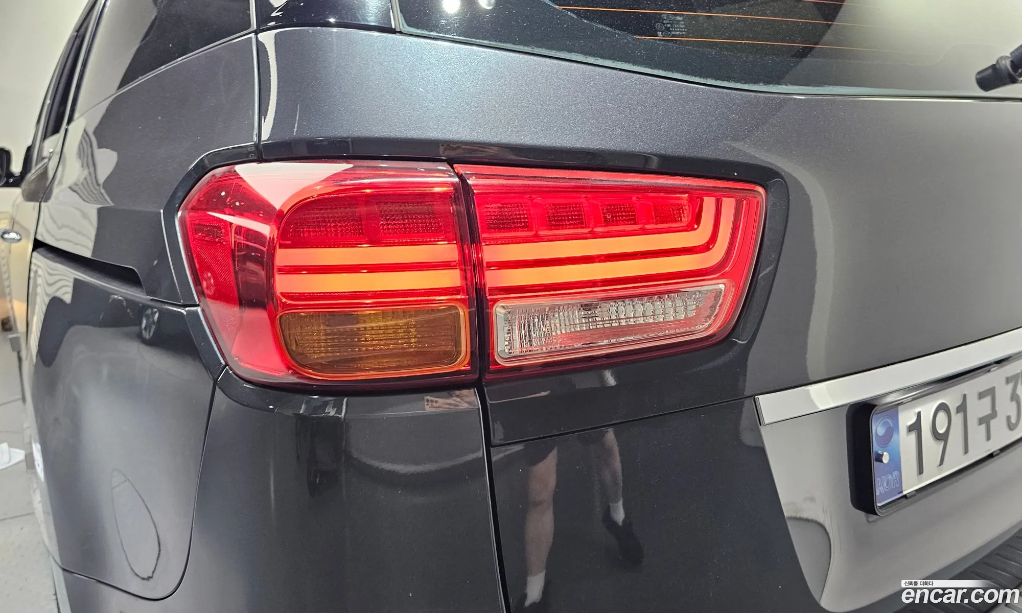 Kia Carnival 2015 KNAME81ABFS064094 — 27