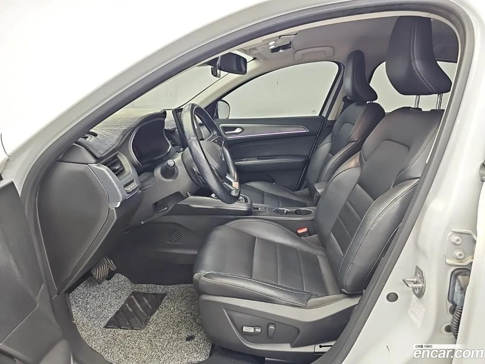 Renault Korea (Samsung) XM3 2020 — 8