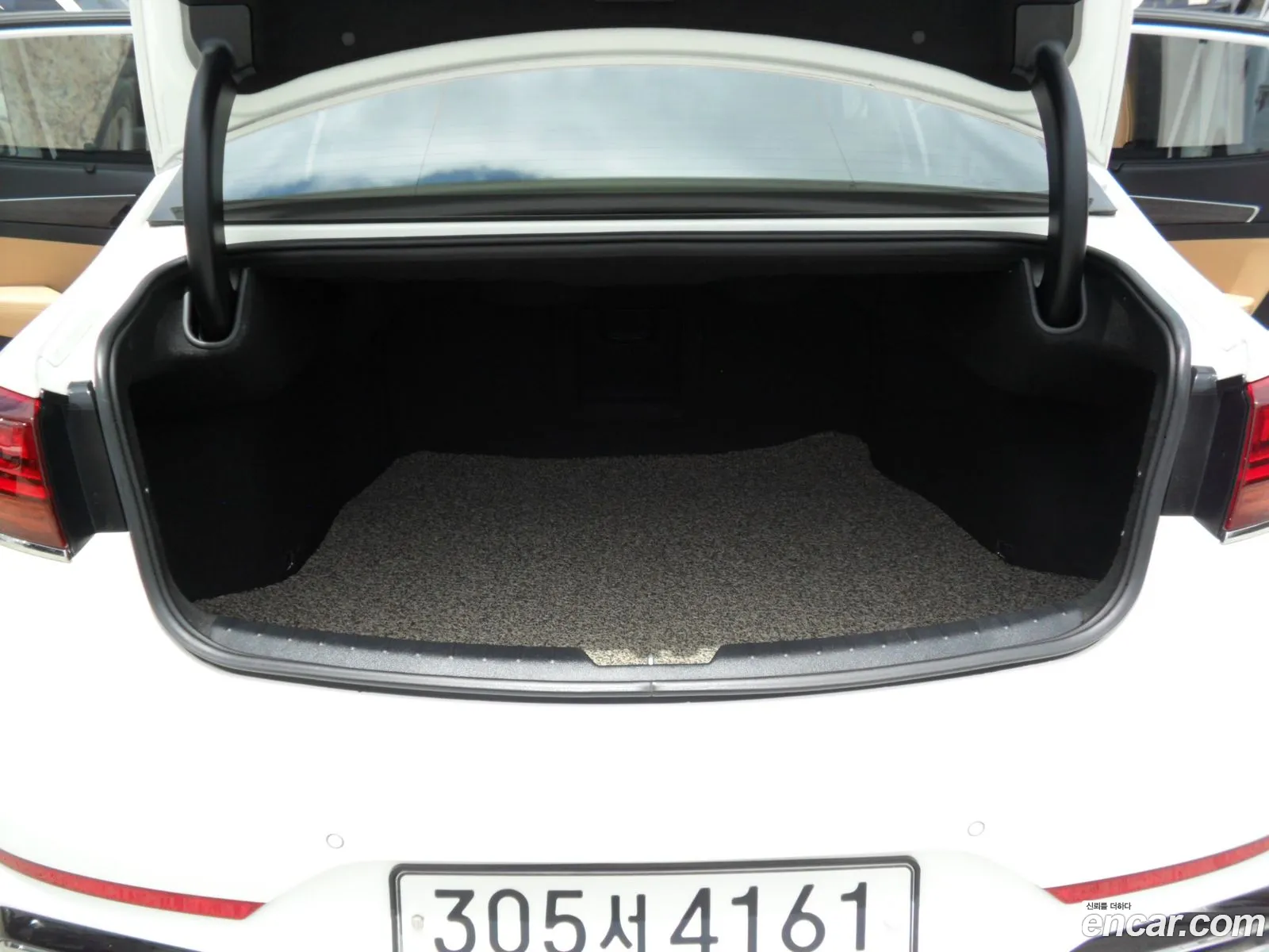 Kia K7 Premier 2019 — 16