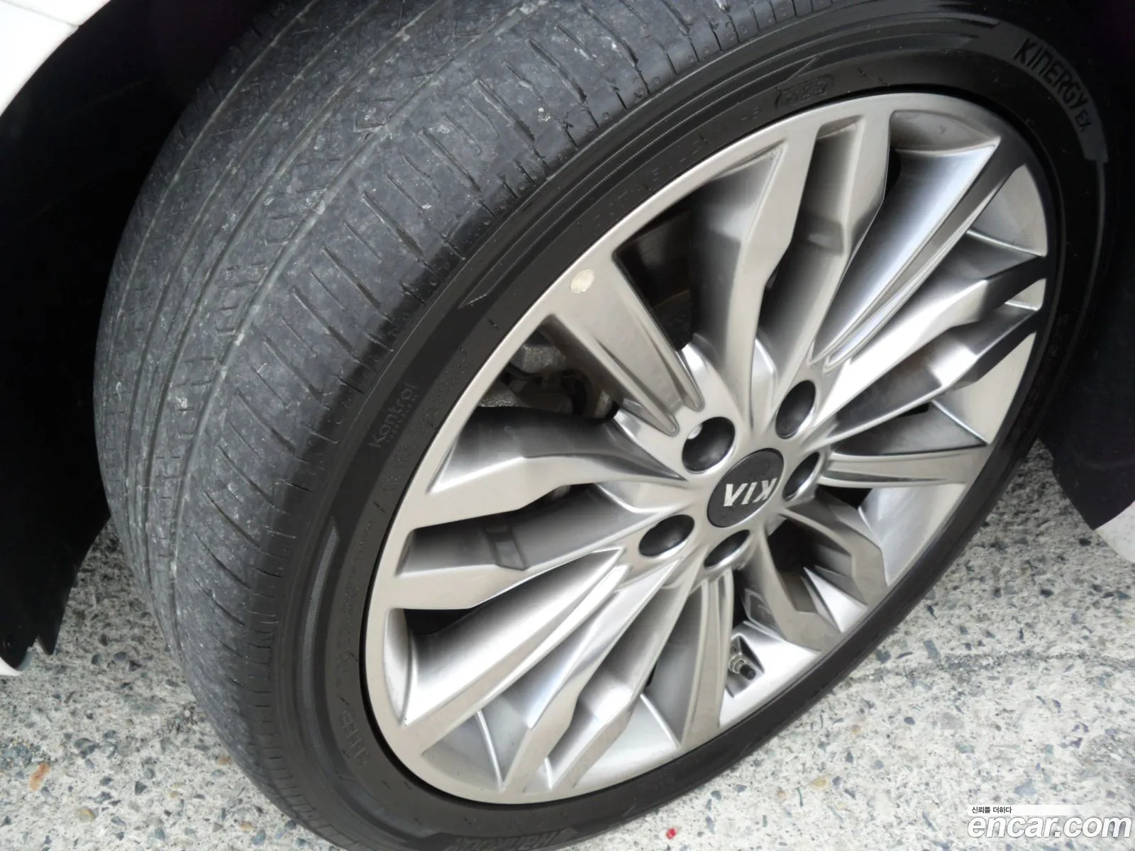 Kia K7 Premier 2019 — 17