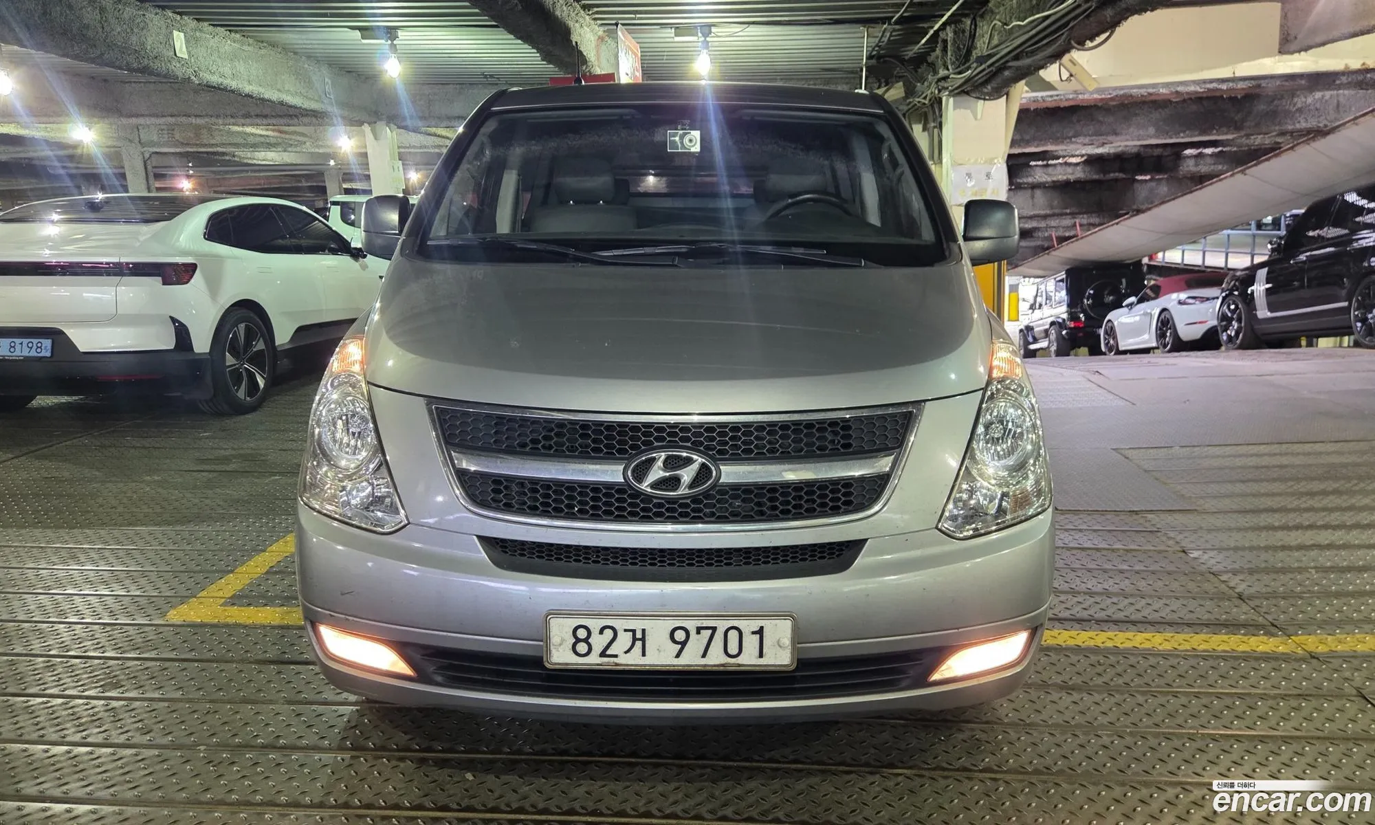 Hyundai Grand Starex 2011 — 13