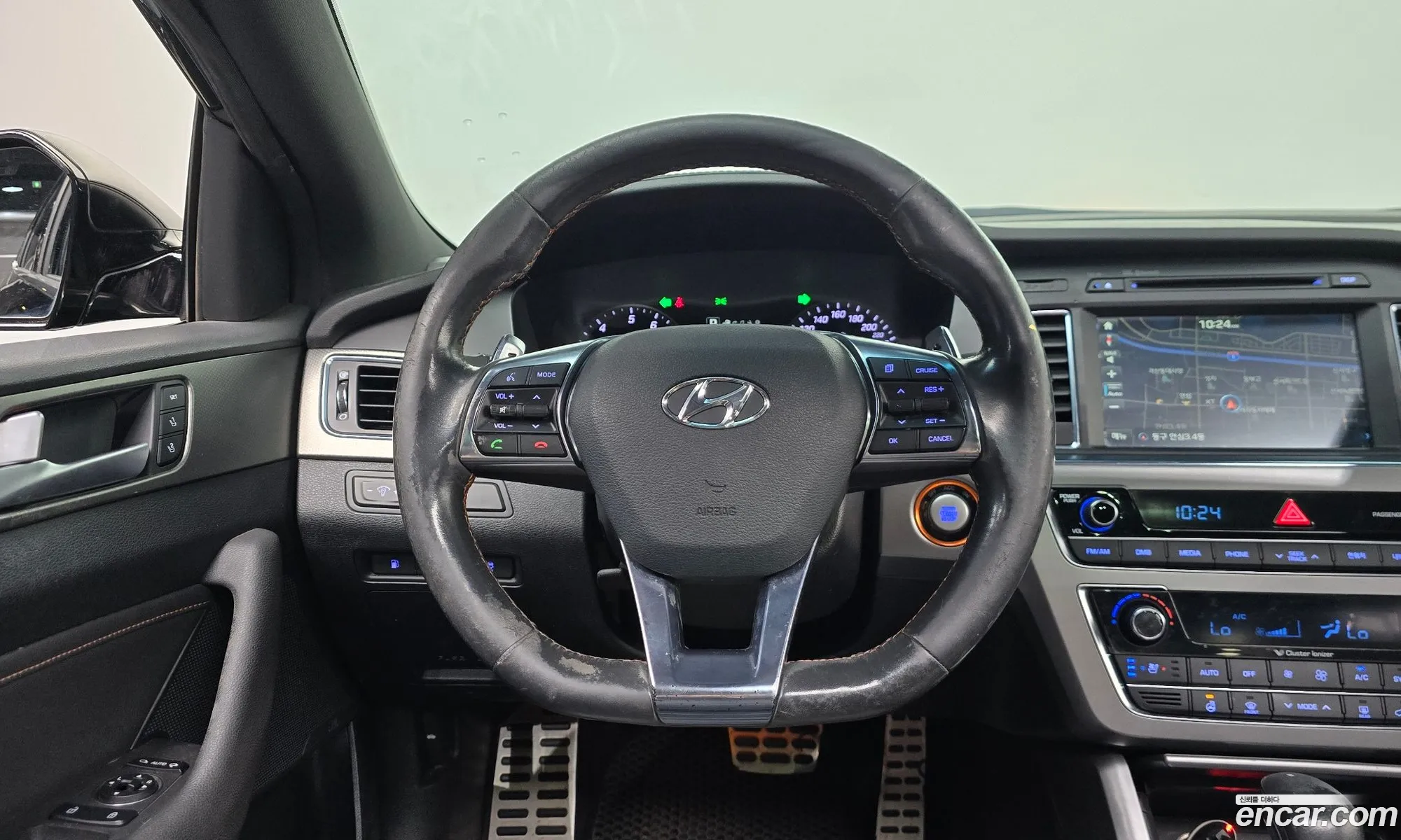 Hyundai LF Sonata 2015 KMHE341BBFA122830 — 3