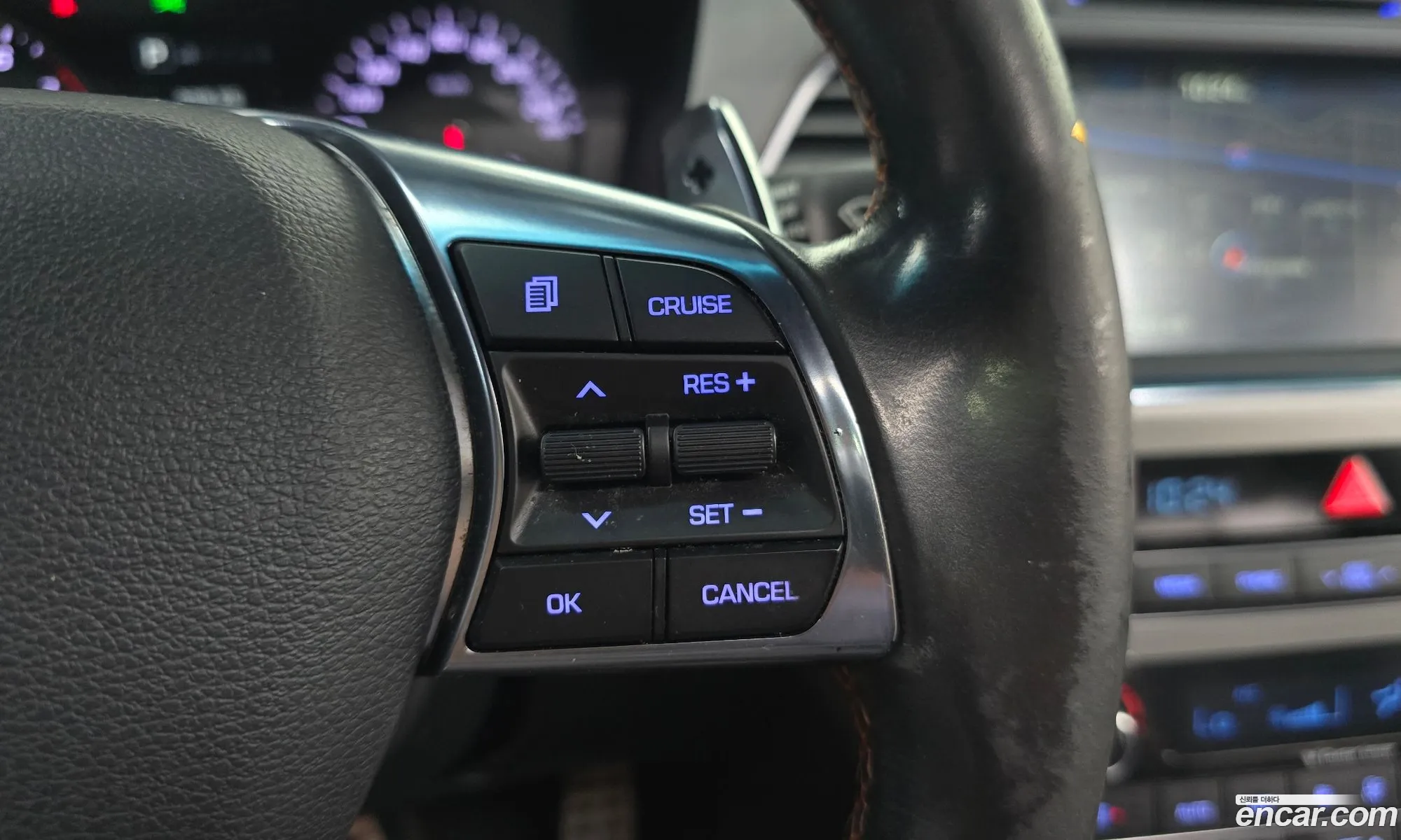 Hyundai LF Sonata 2015 KMHE341BBFA122830 — 17