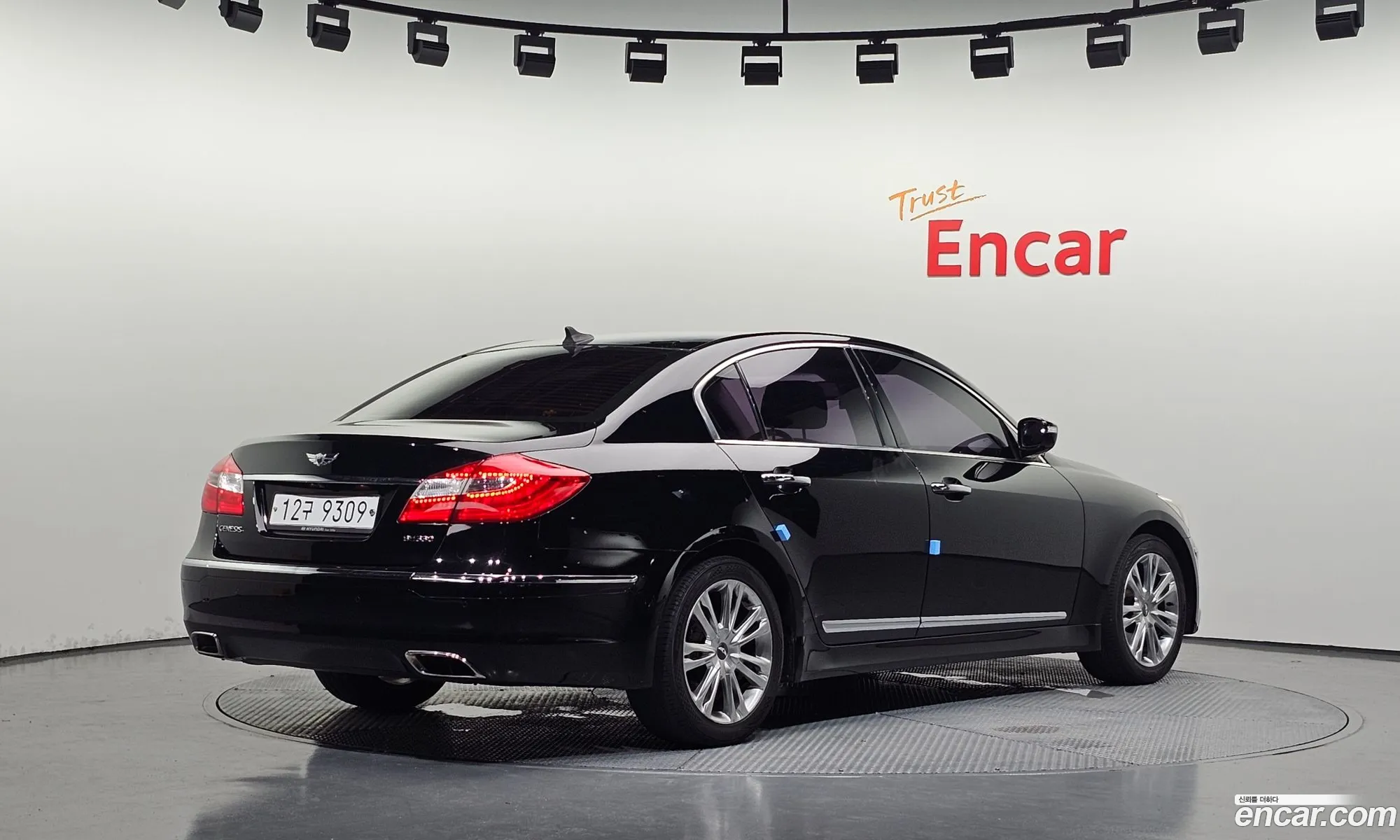 Hyundai Genesis 2011 — 6