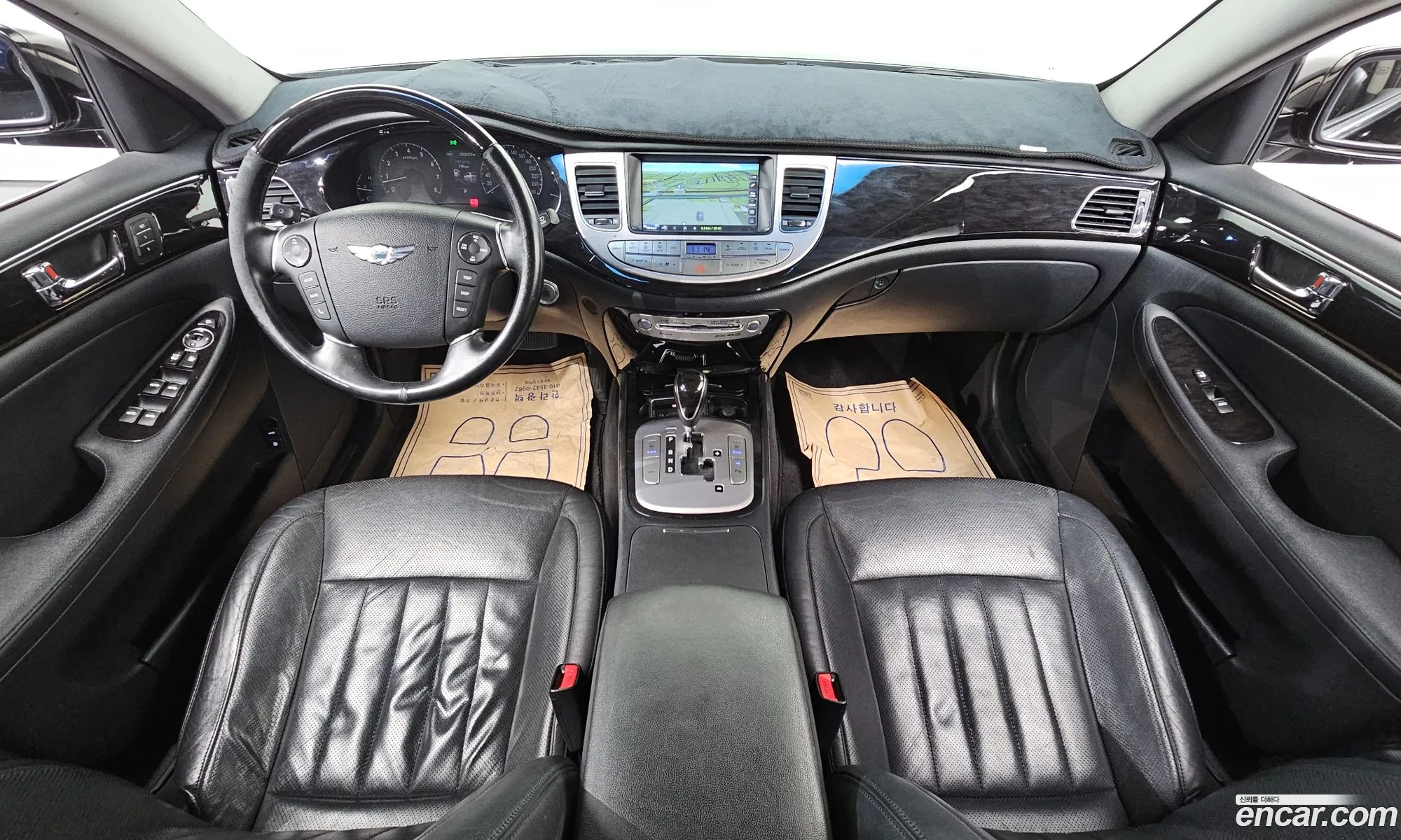 Hyundai Genesis 2011 — 8