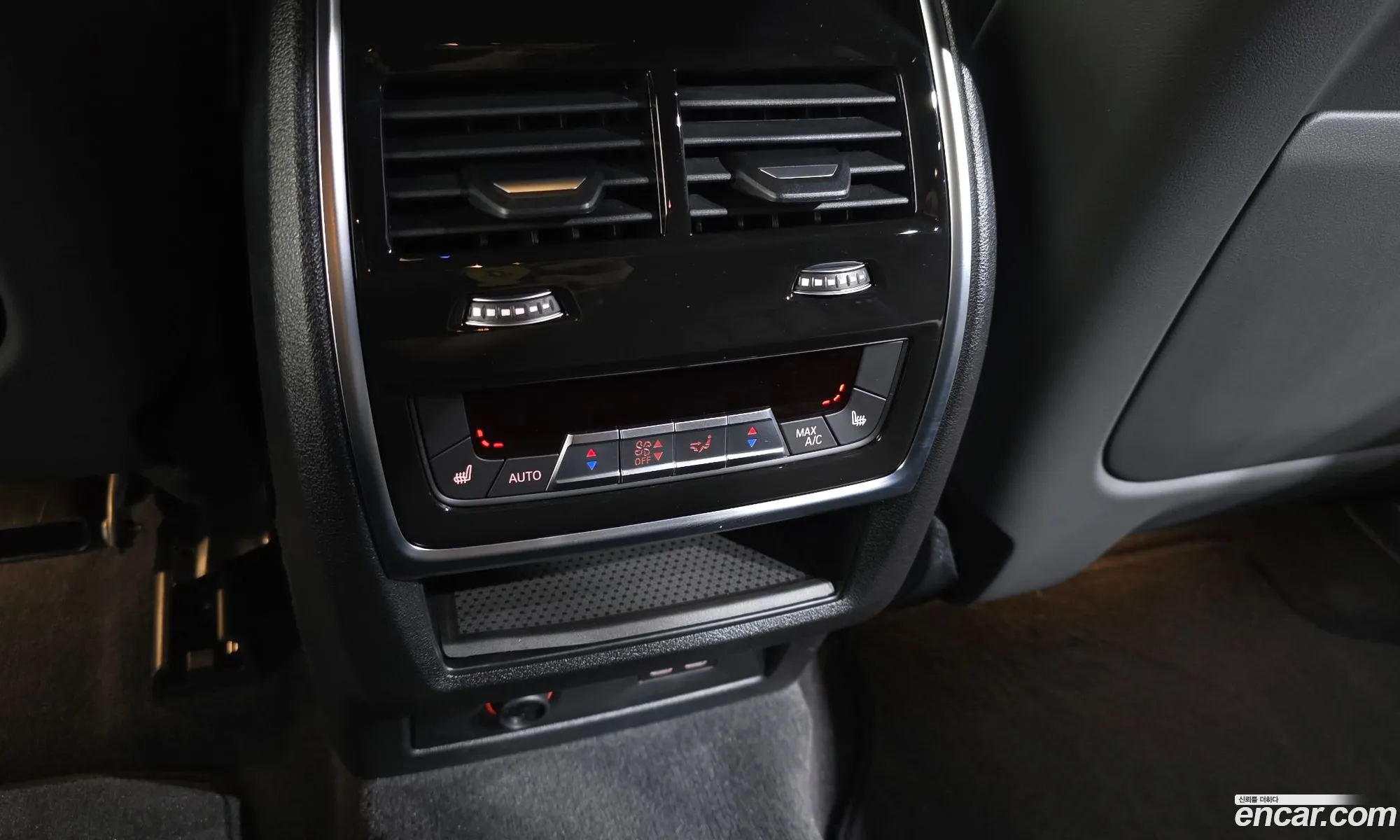 BMW XM 2025 — 12