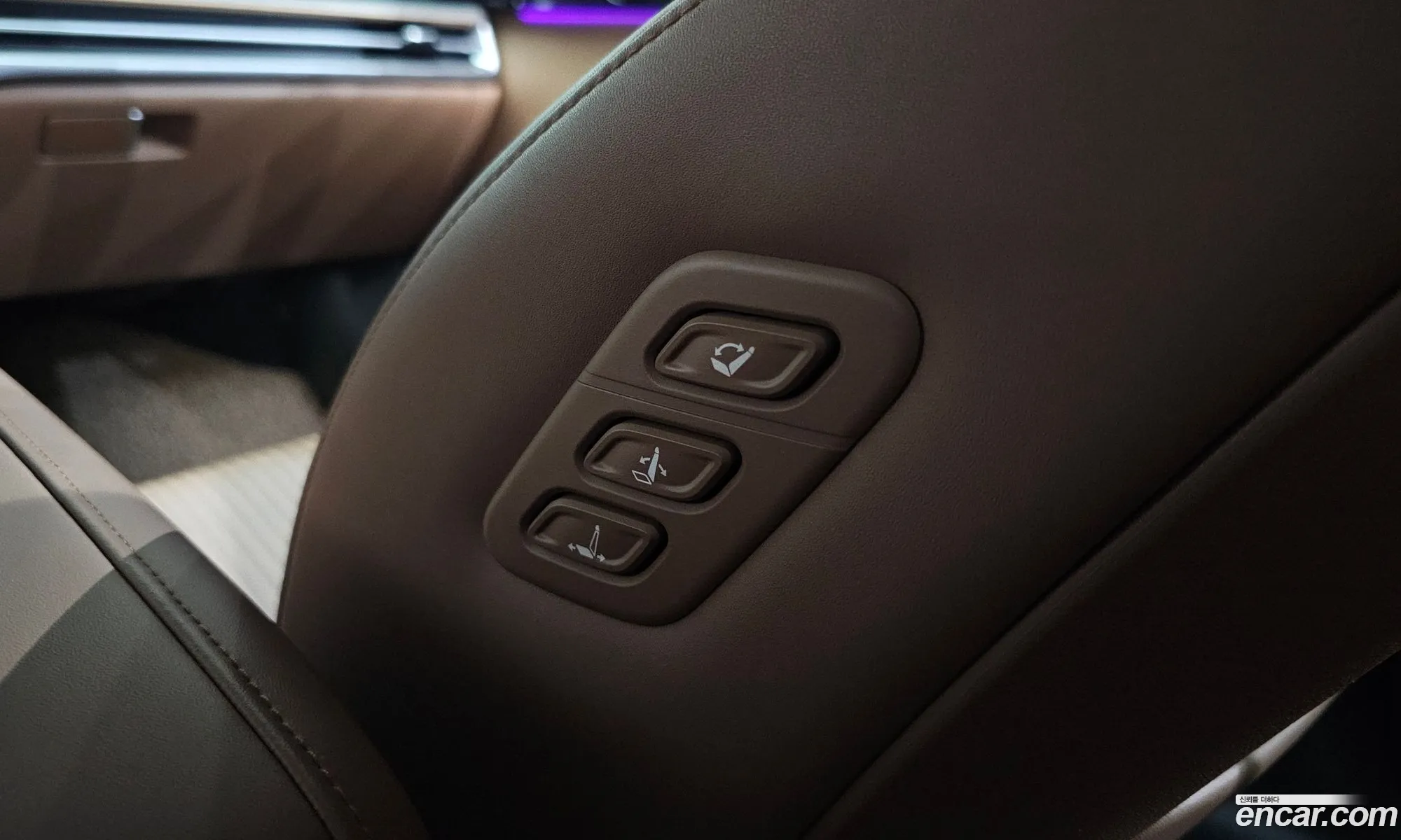 Hyundai Grandeur Hybrid 2023 — 43