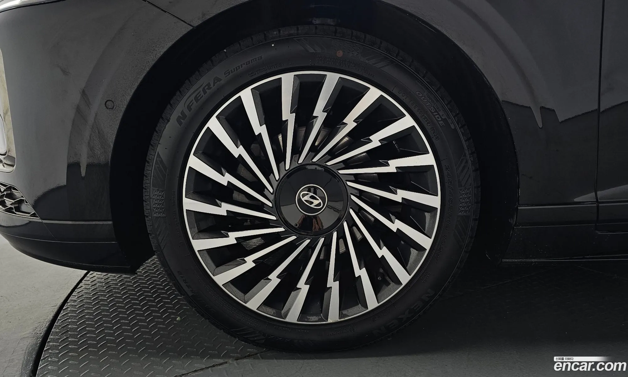 Hyundai Grandeur Hybrid 2023 — 26