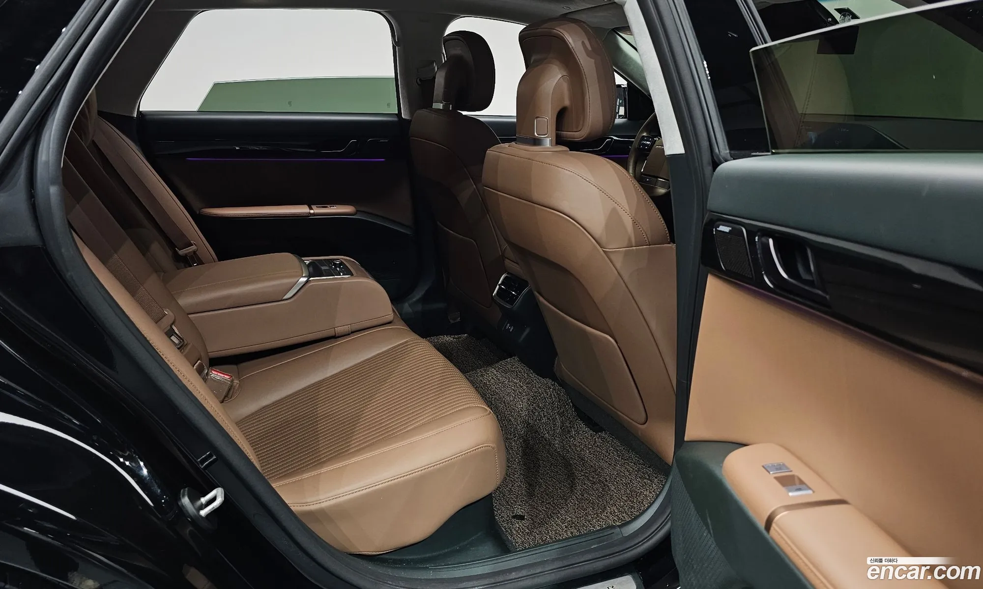 Hyundai Grandeur Hybrid 2023 — 41