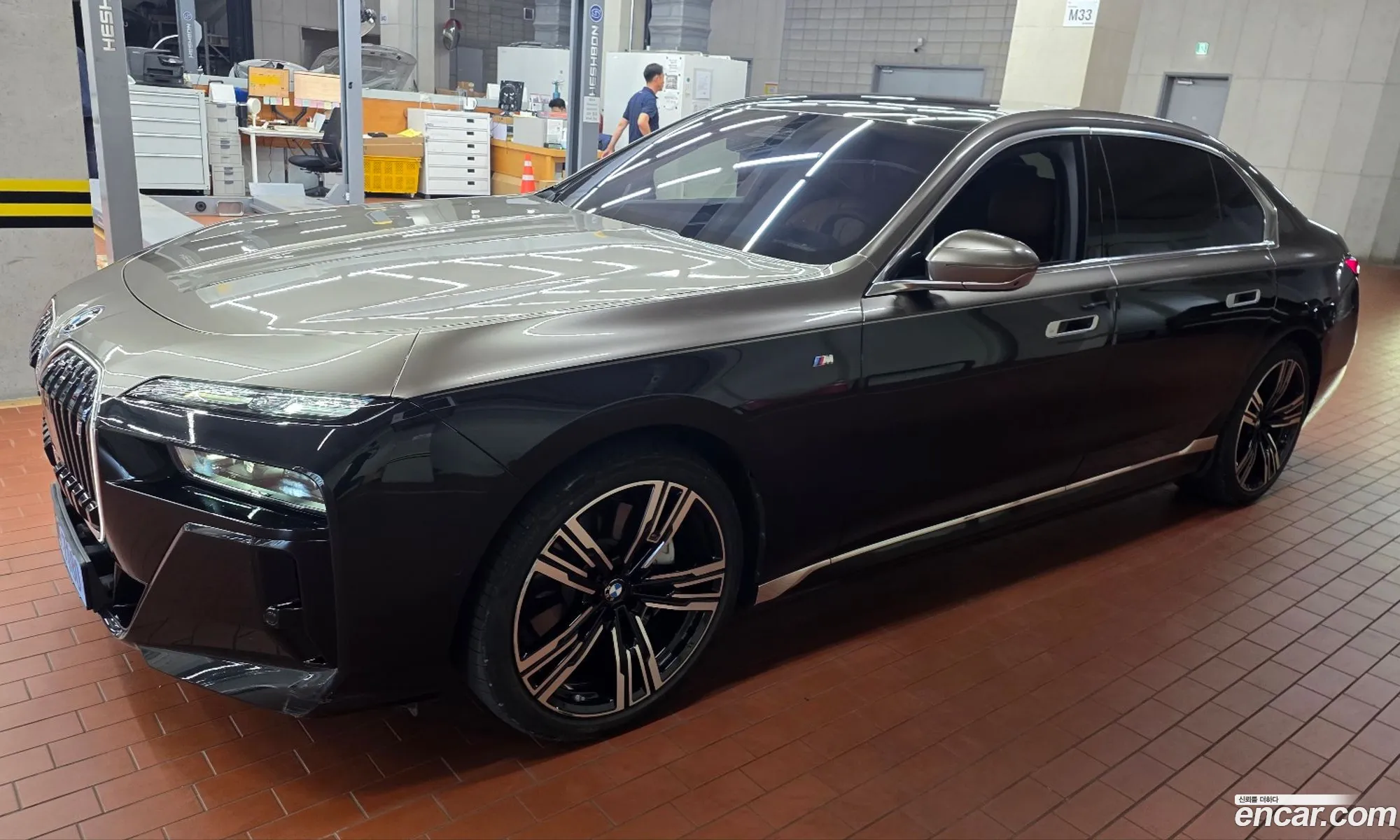 BMW i7 2023 — 4