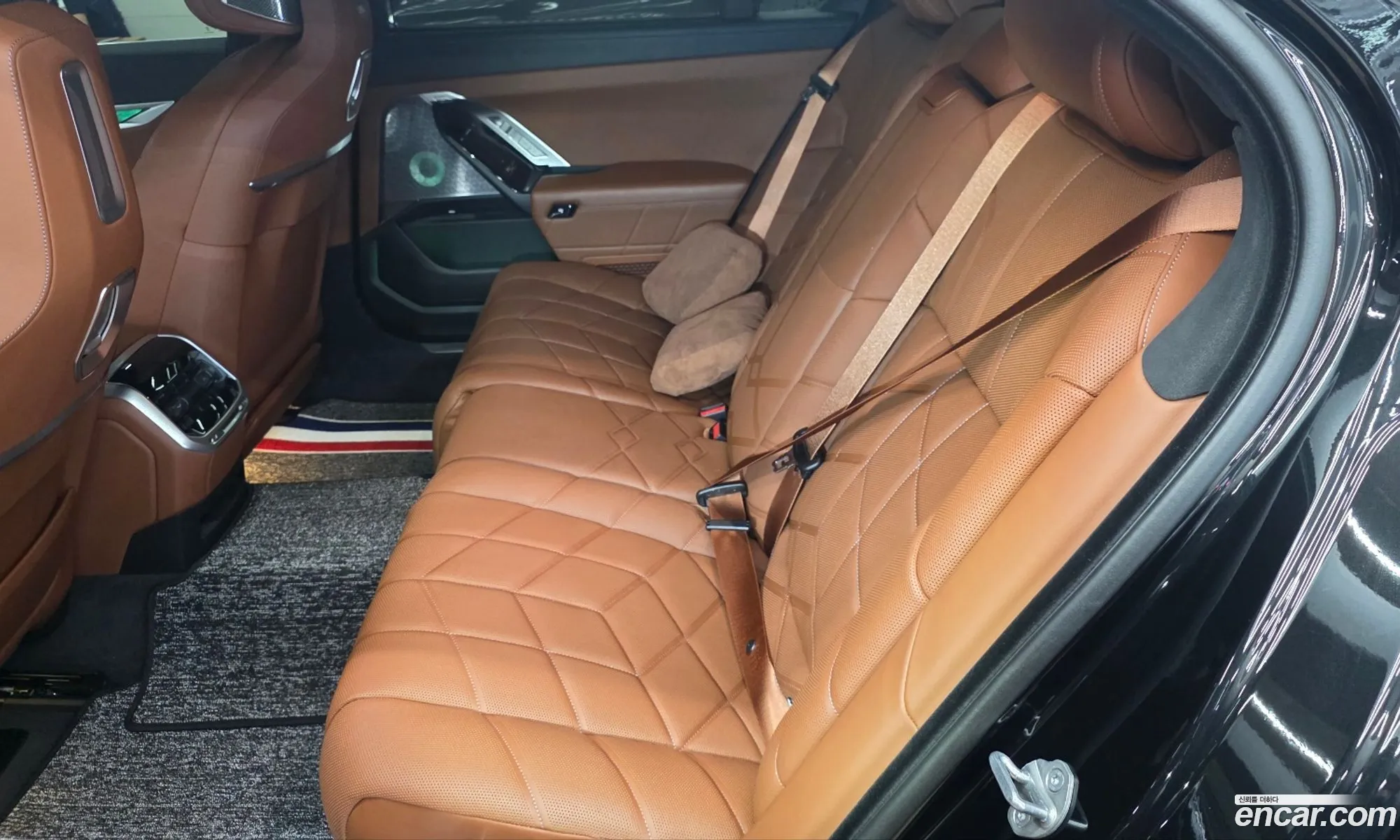 BMW i7 2023 — 12