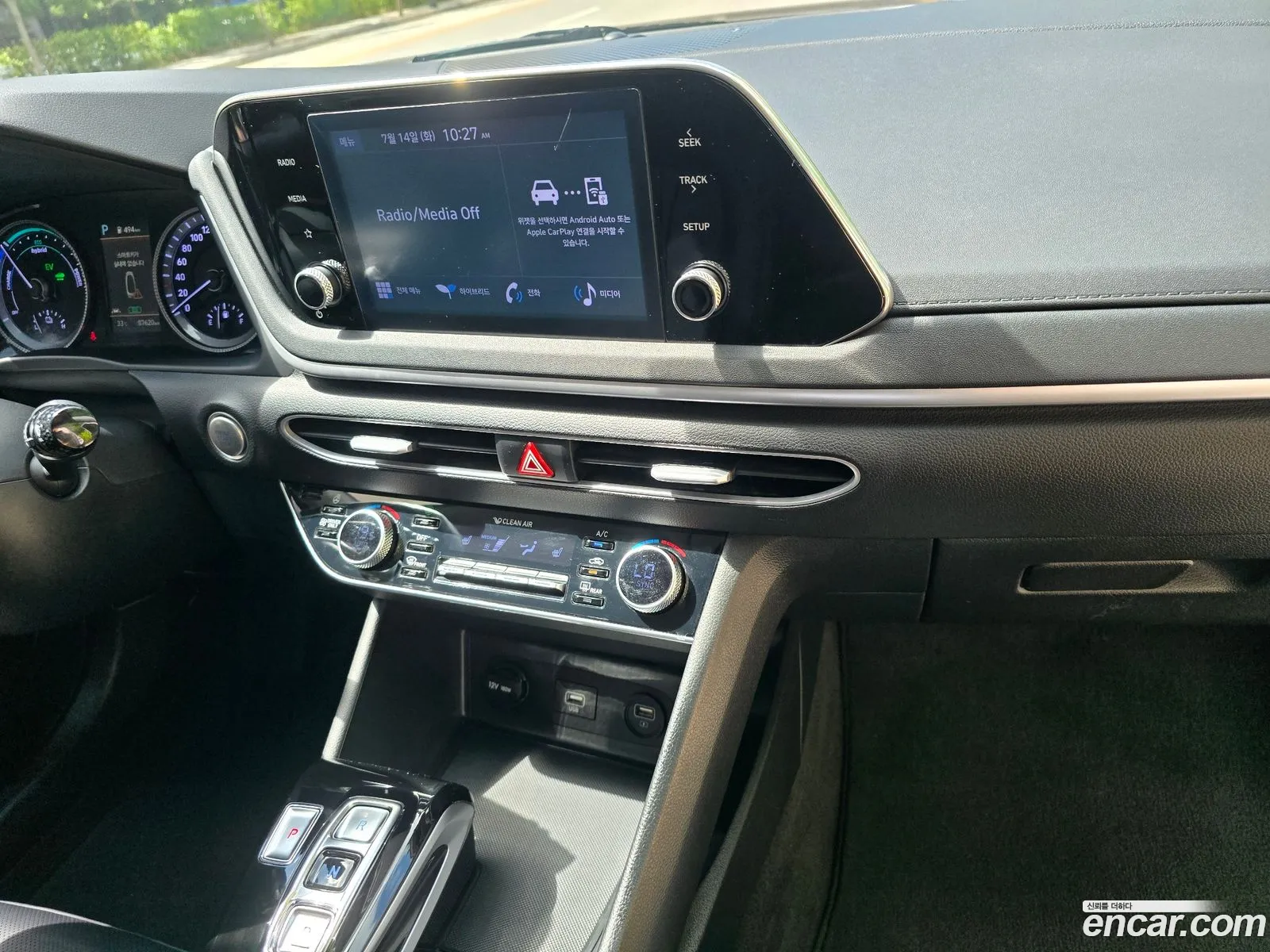 Hyundai Sonata Hybrid 2021 — 12