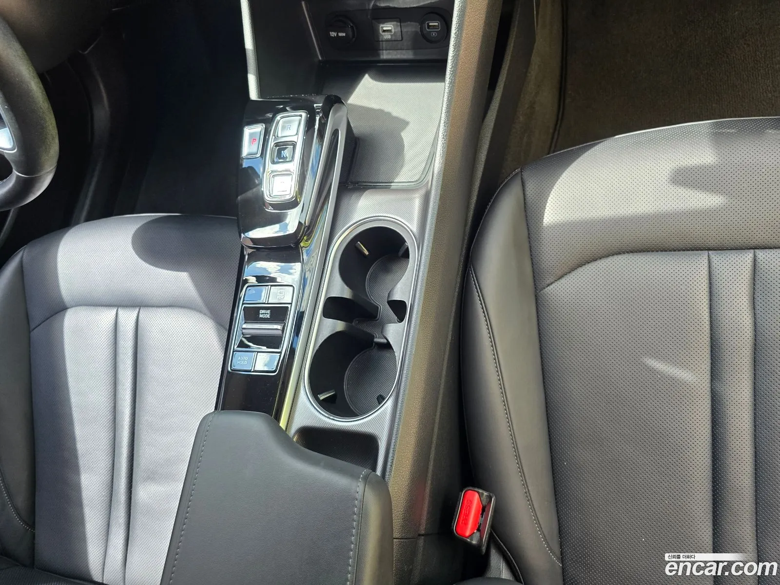 Hyundai Sonata Hybrid 2021 — 16