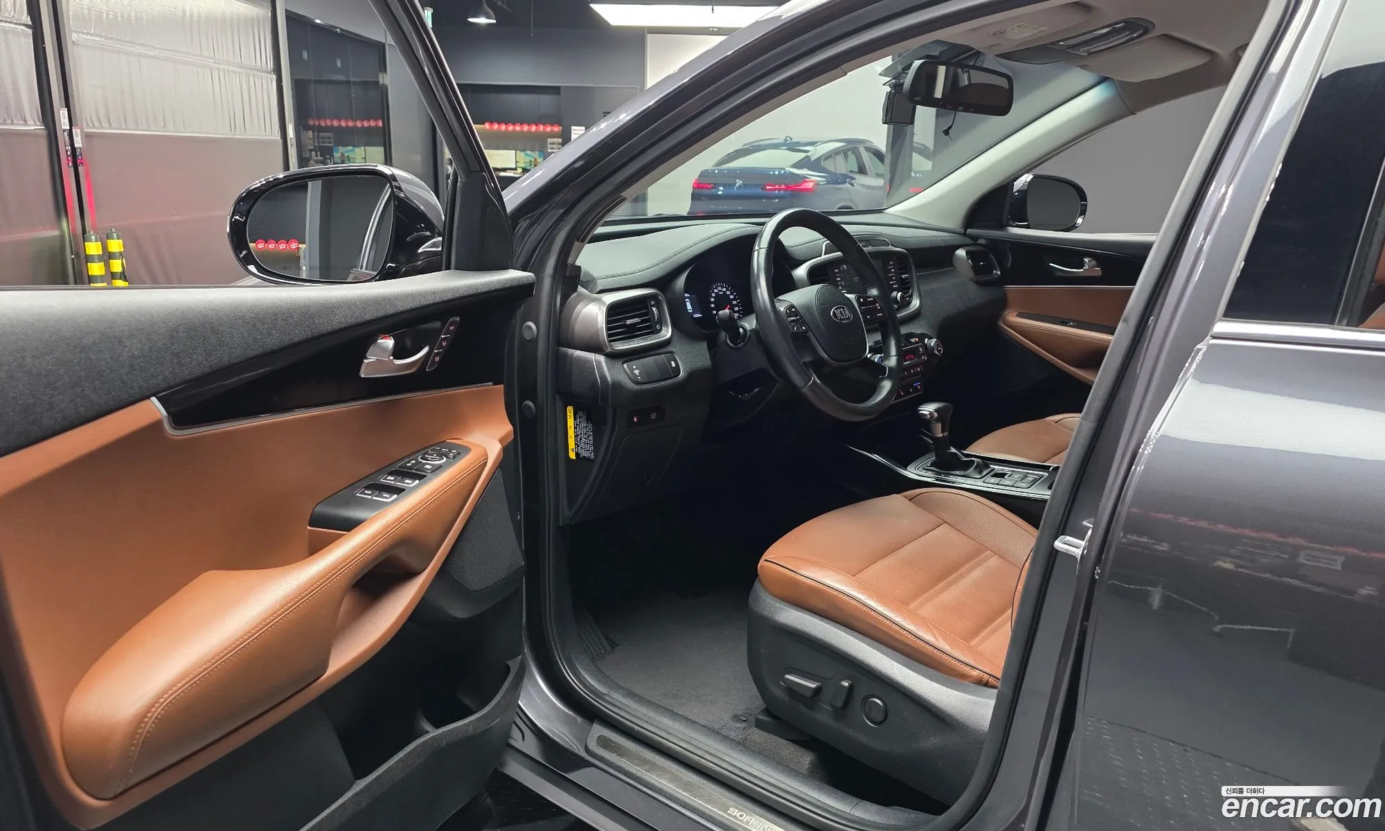 Kia Sorento 2018 KNAPH81BDJA433549 — 26