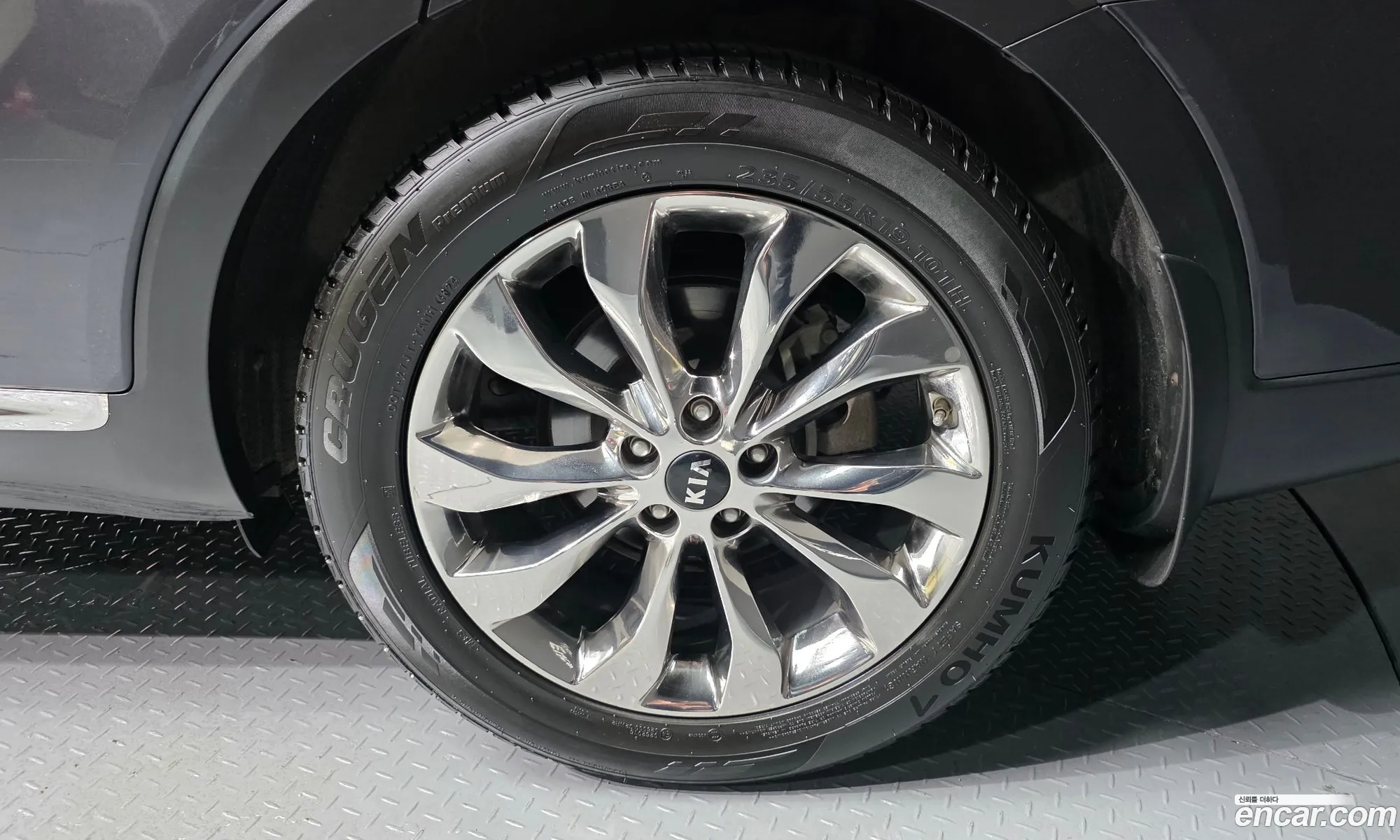 Kia Sorento 2018 KNAPH81BDJA433549 — 2