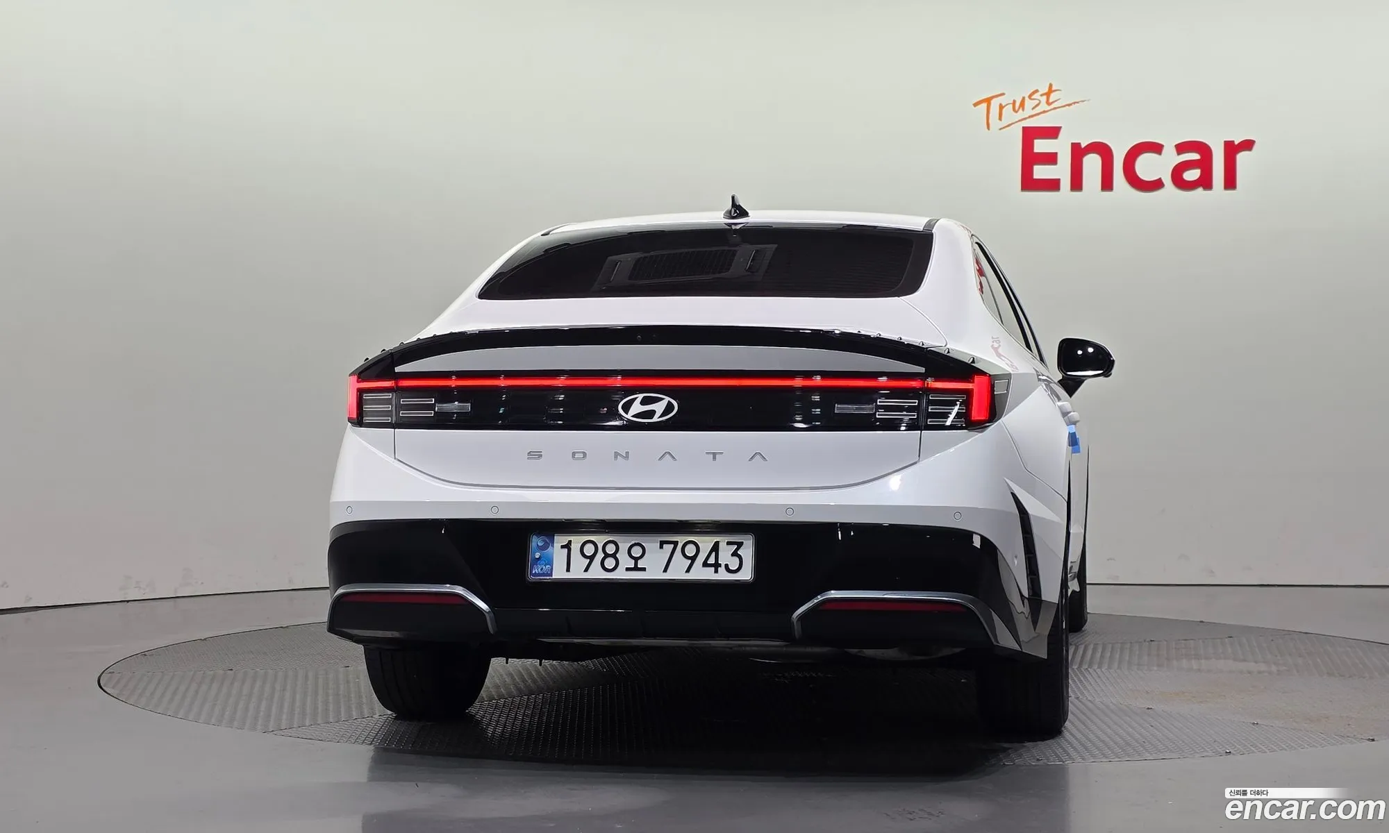 Hyundai Sonata the Edge Hybrid 2024 — 18