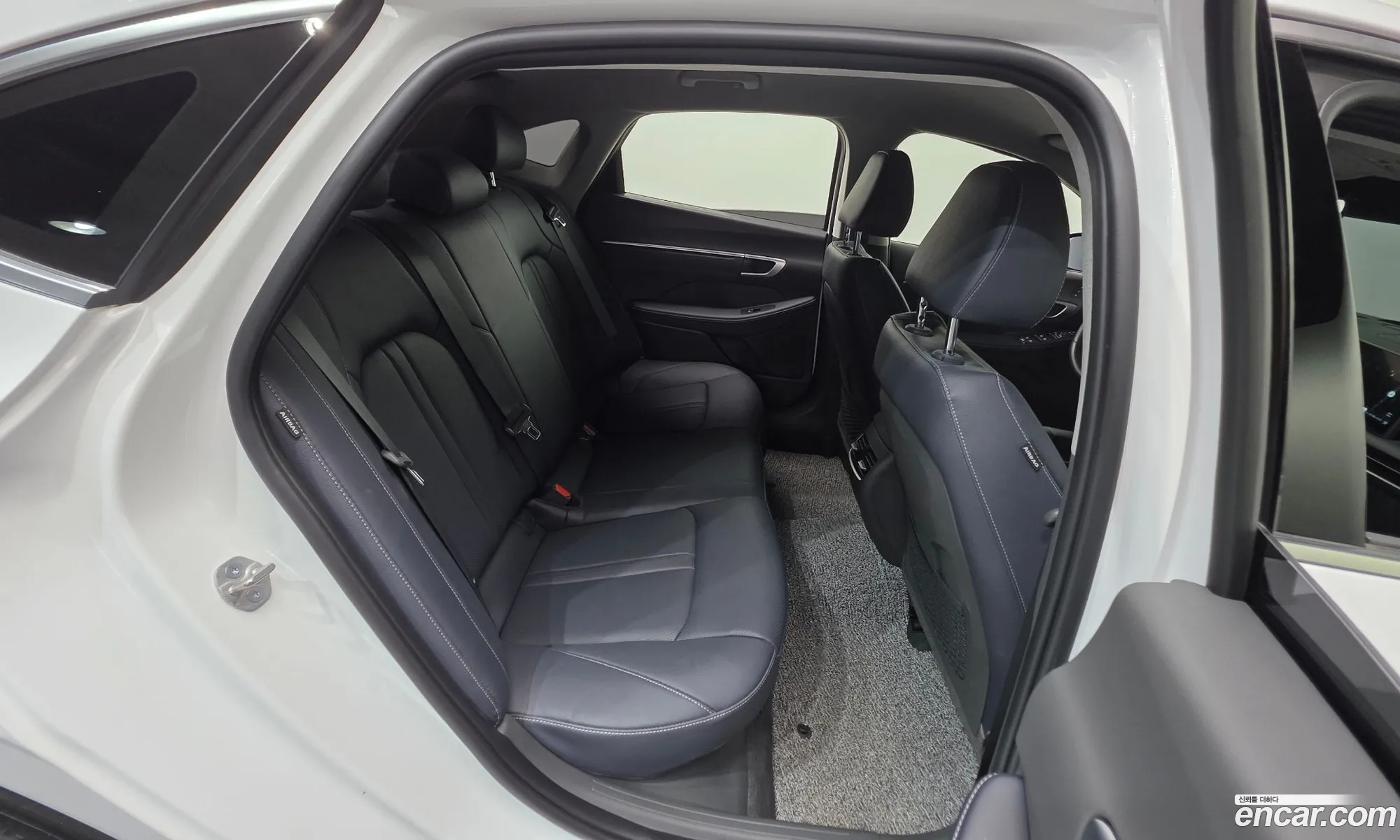 Hyundai Sonata the Edge Hybrid 2024 — 12