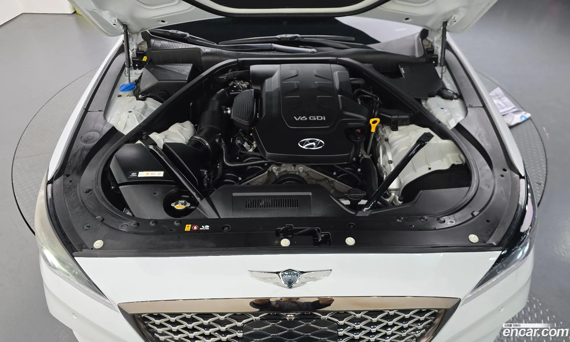 Hyundai Genesis DH 2014 — 2