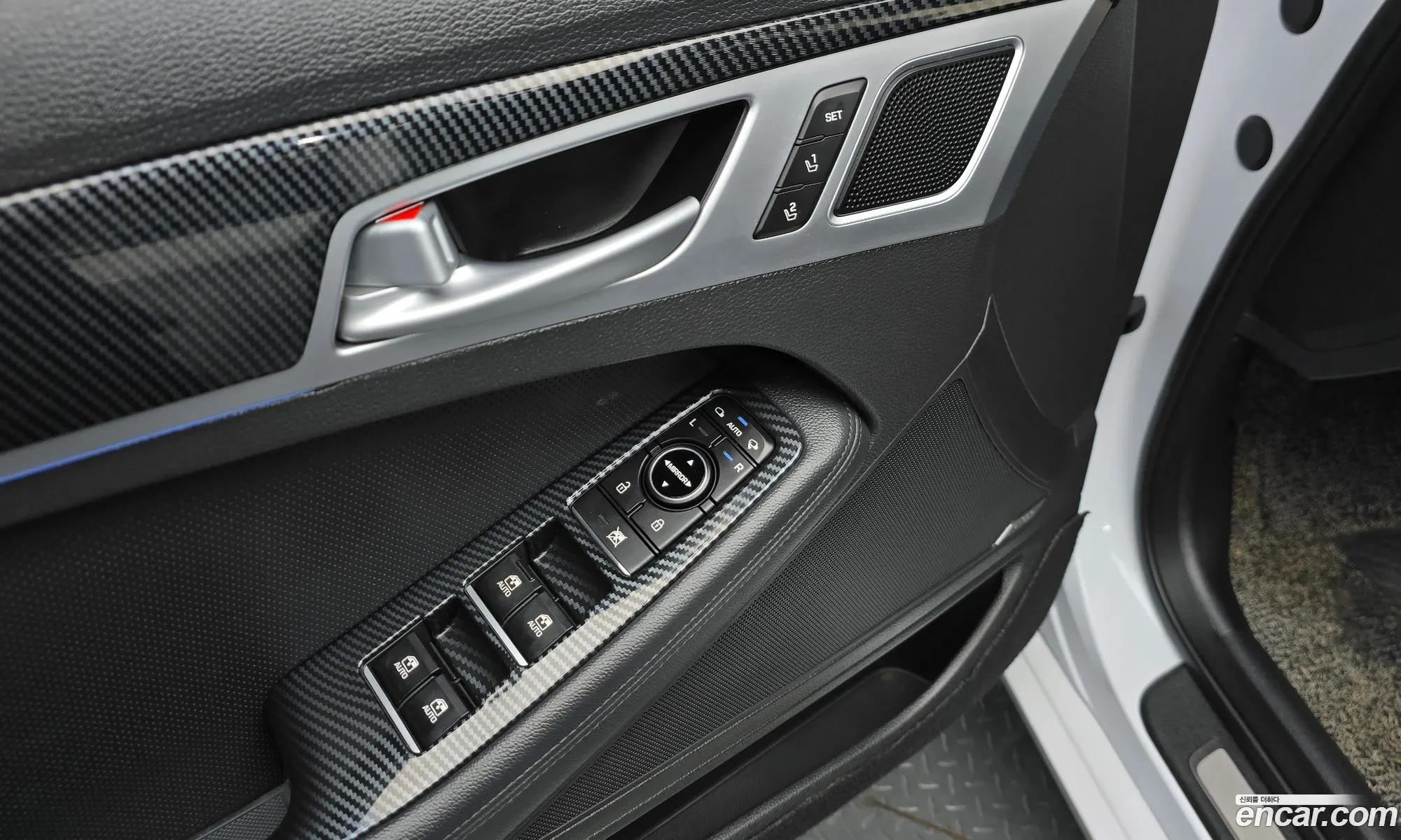 Hyundai Genesis DH 2014 — 7