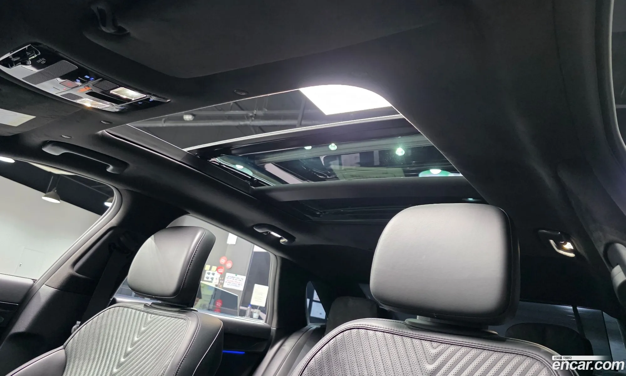 Hyundai Grandeur Hybrid 2023 — 11