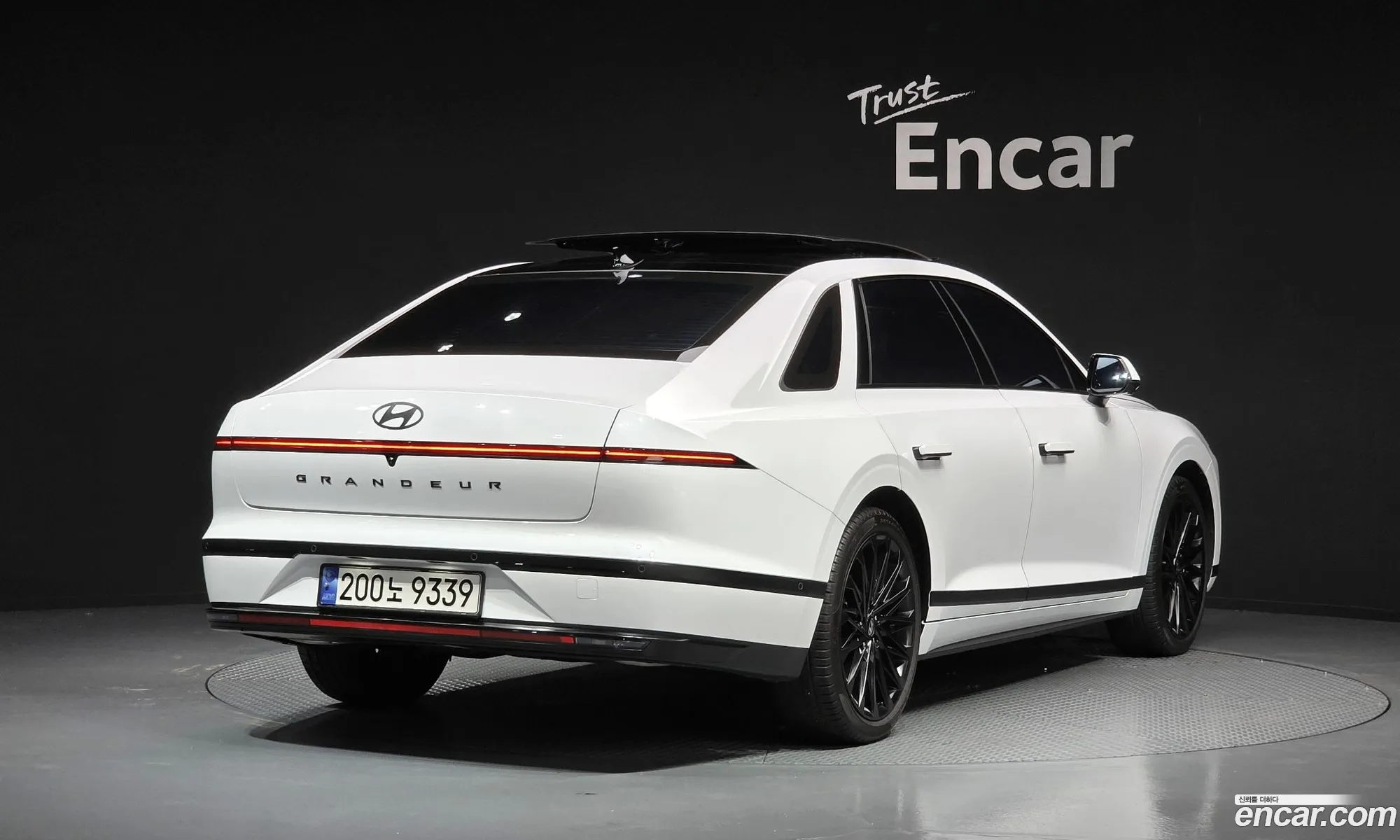 Hyundai Grandeur Hybrid 2023 — 2