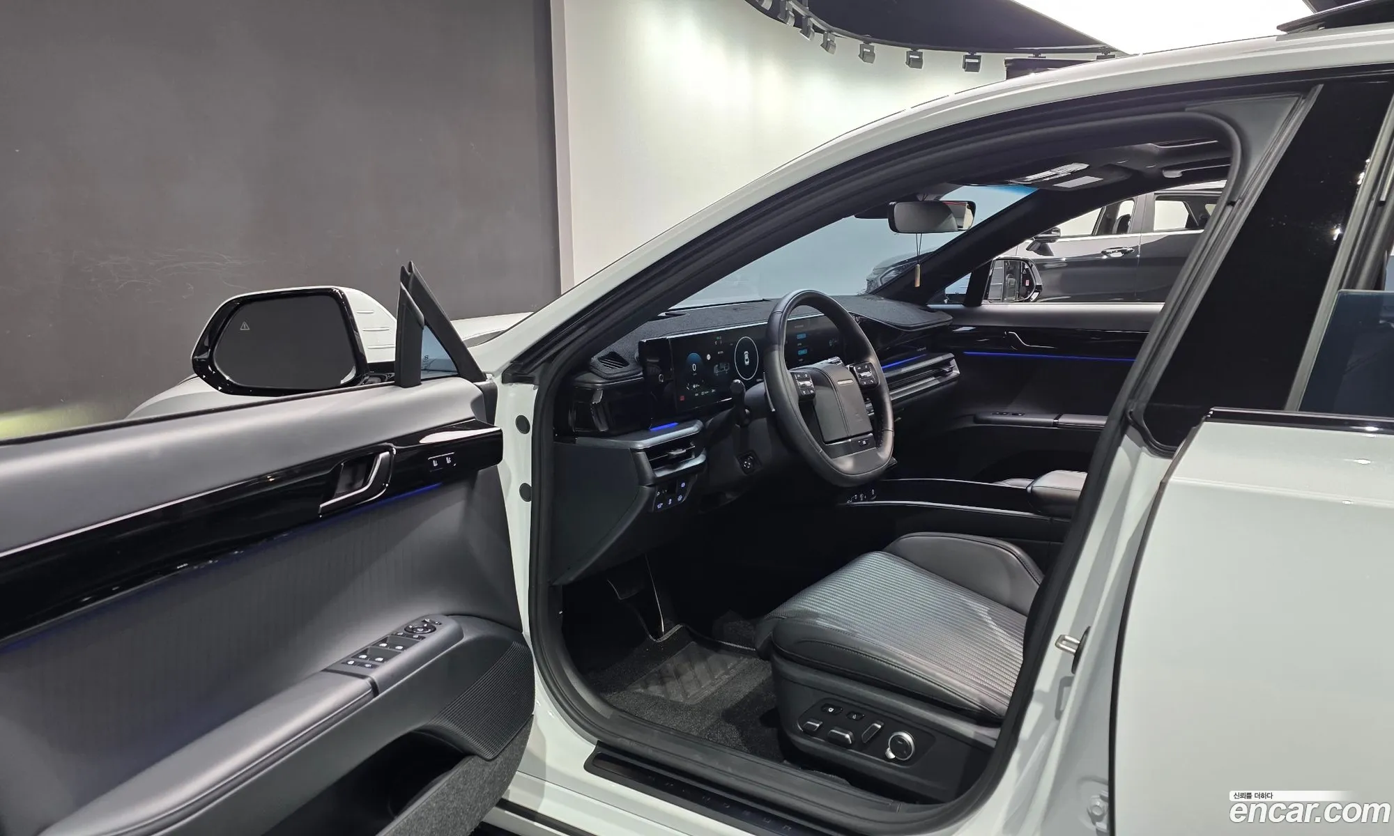 Hyundai Grandeur Hybrid 2023 — 19