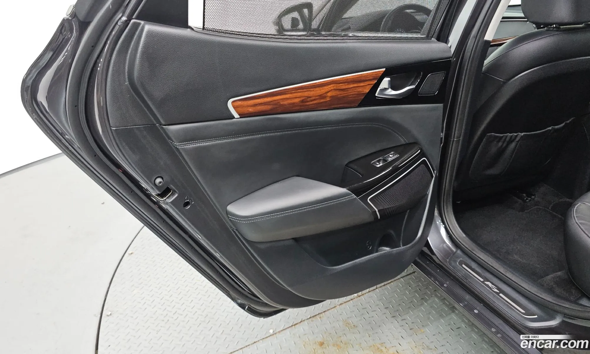 Kia K7 2016 KNALB415BGA052472 — 21