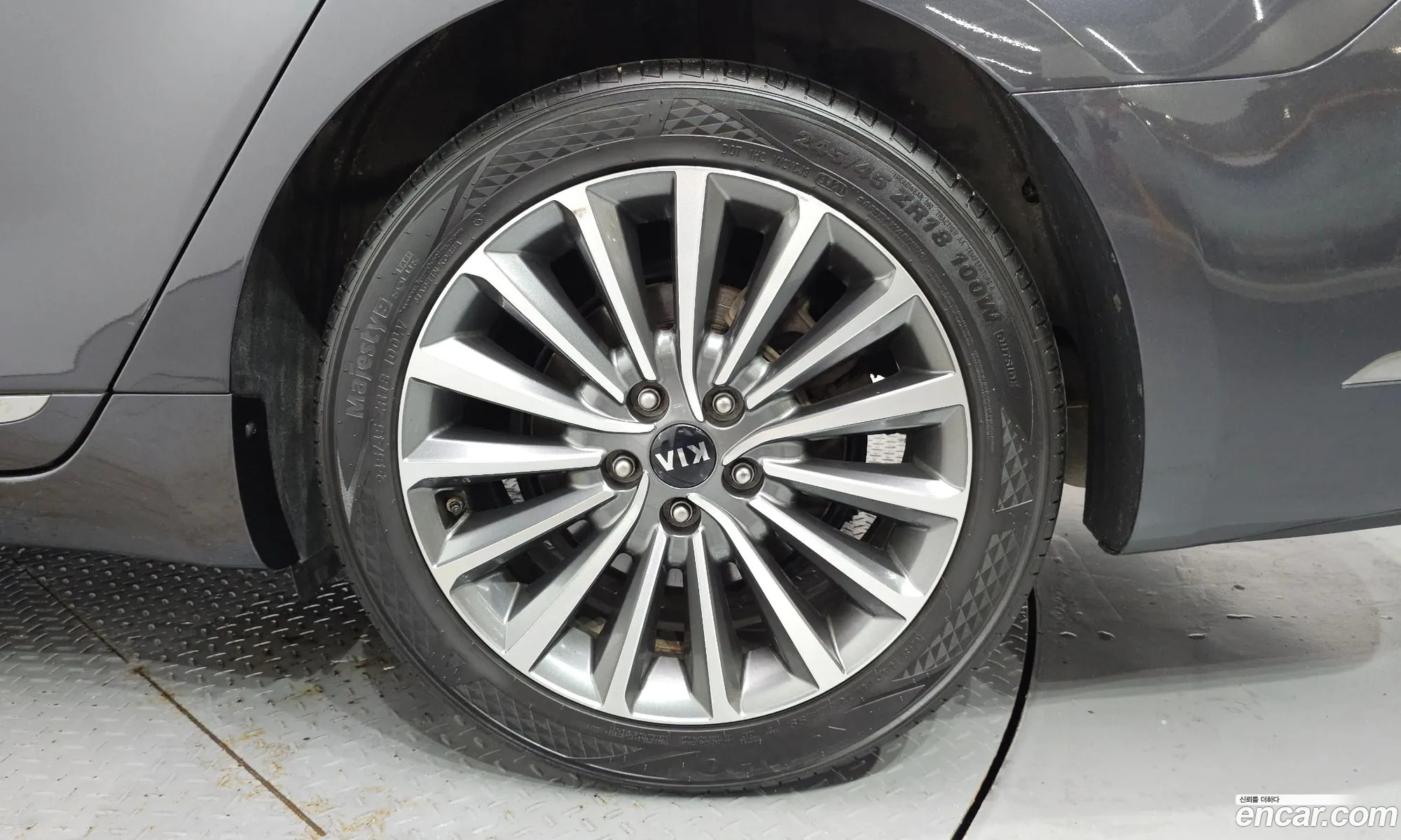 Kia K7 2016 KNALB415BGA052472 — 29
