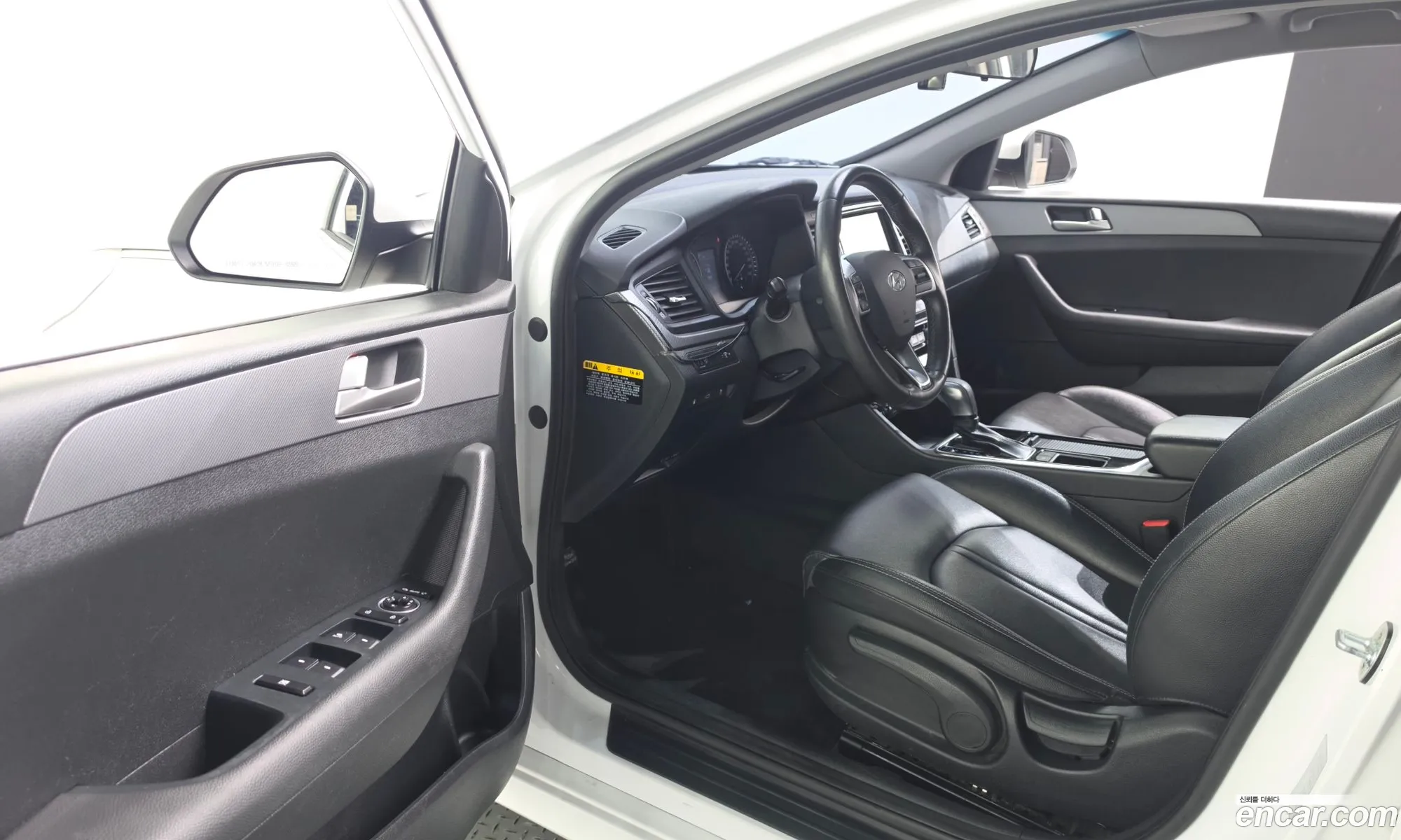 Hyundai Sonata New Rise 2019 — 30