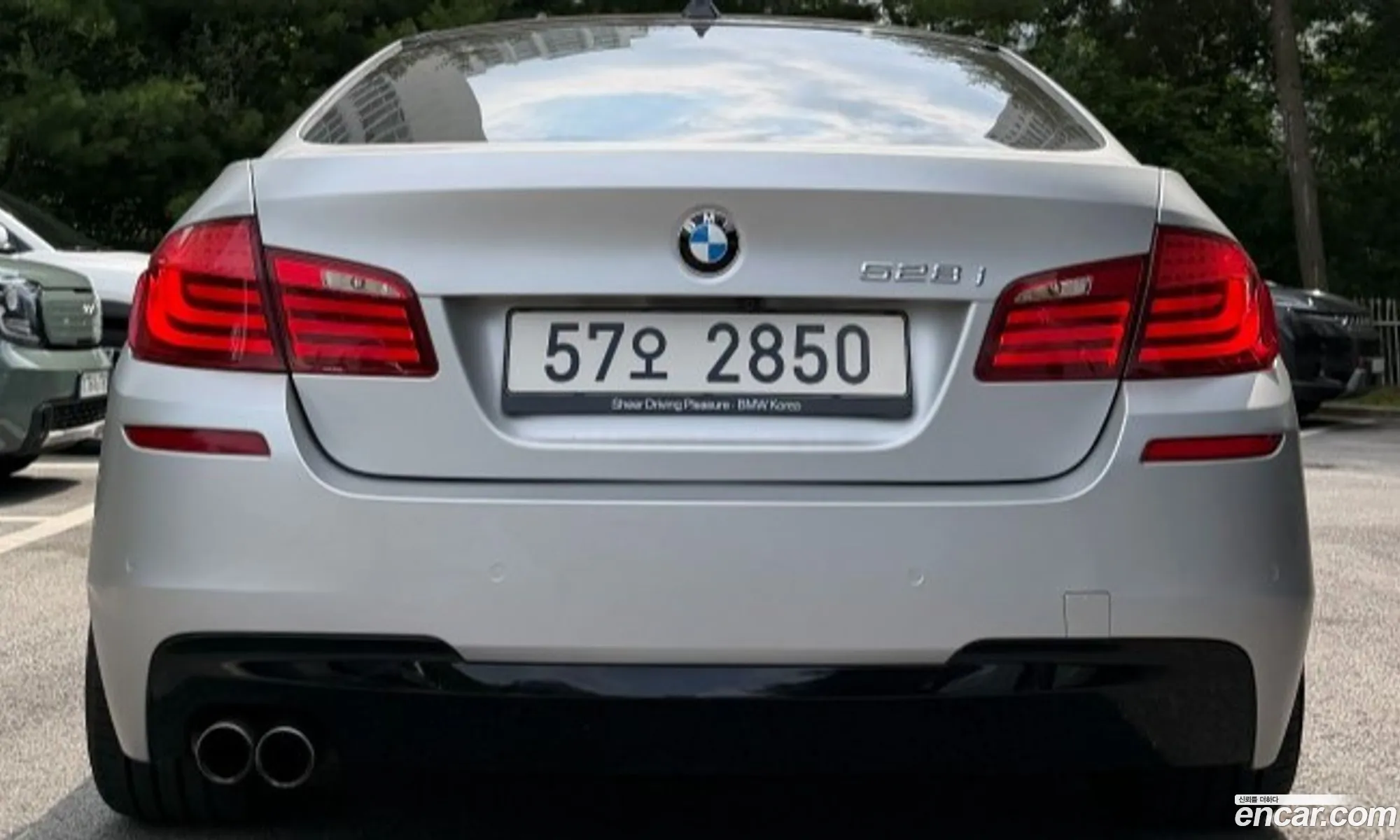 BMW 5 Series 2010 — 14