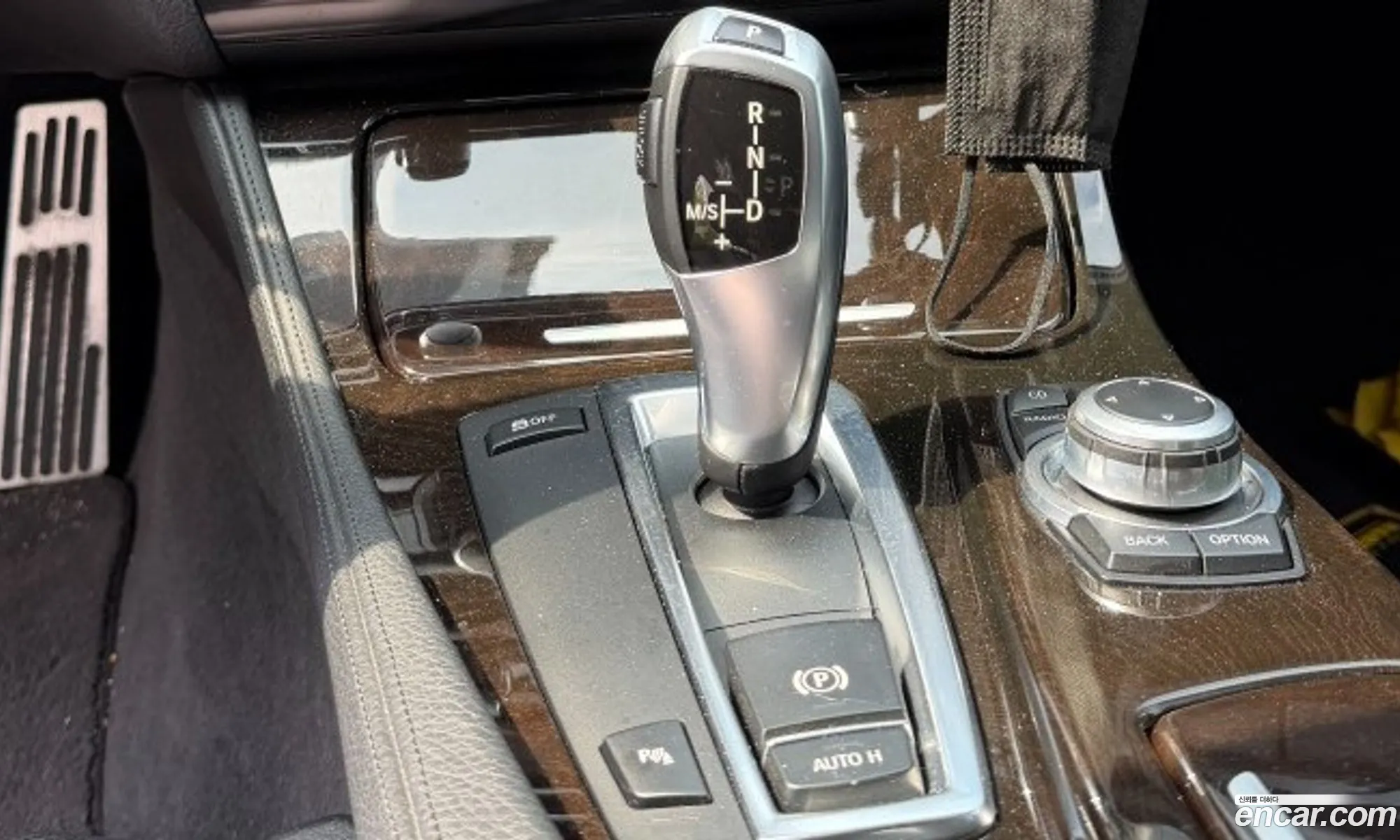 BMW 5 Series 2010 — 6