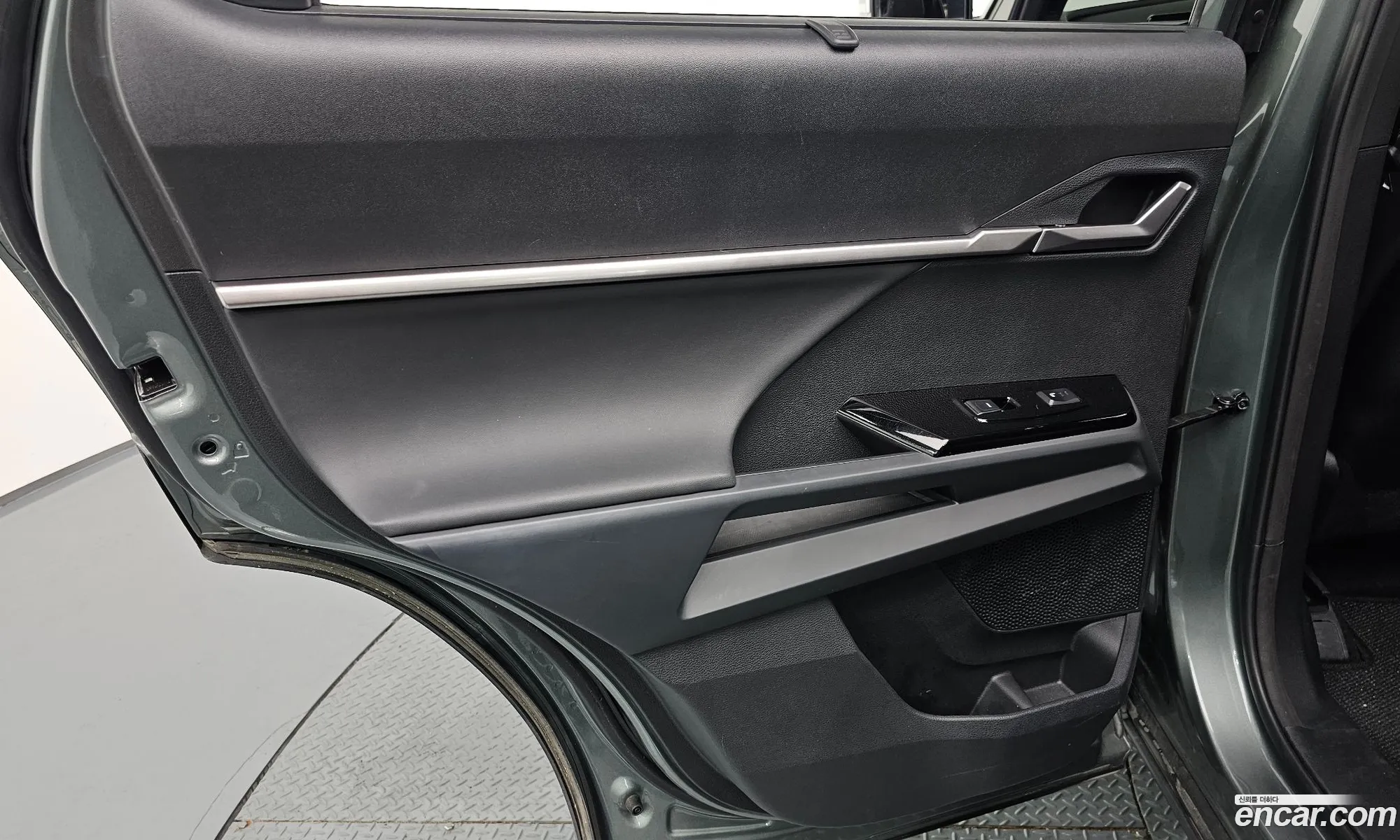 KG Mobility (SsangYong) Torres EVX 2023 — 20
