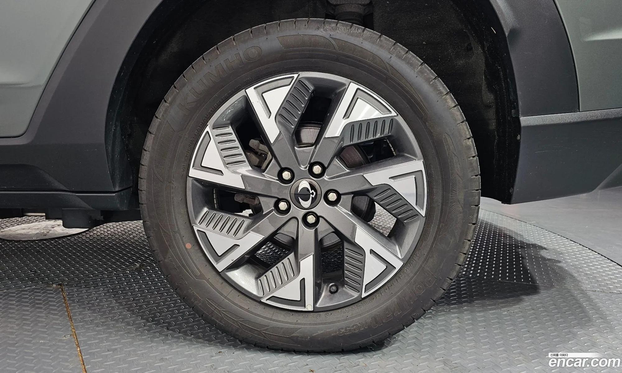 KG Mobility (SsangYong) Torres EVX 2023 — 22
