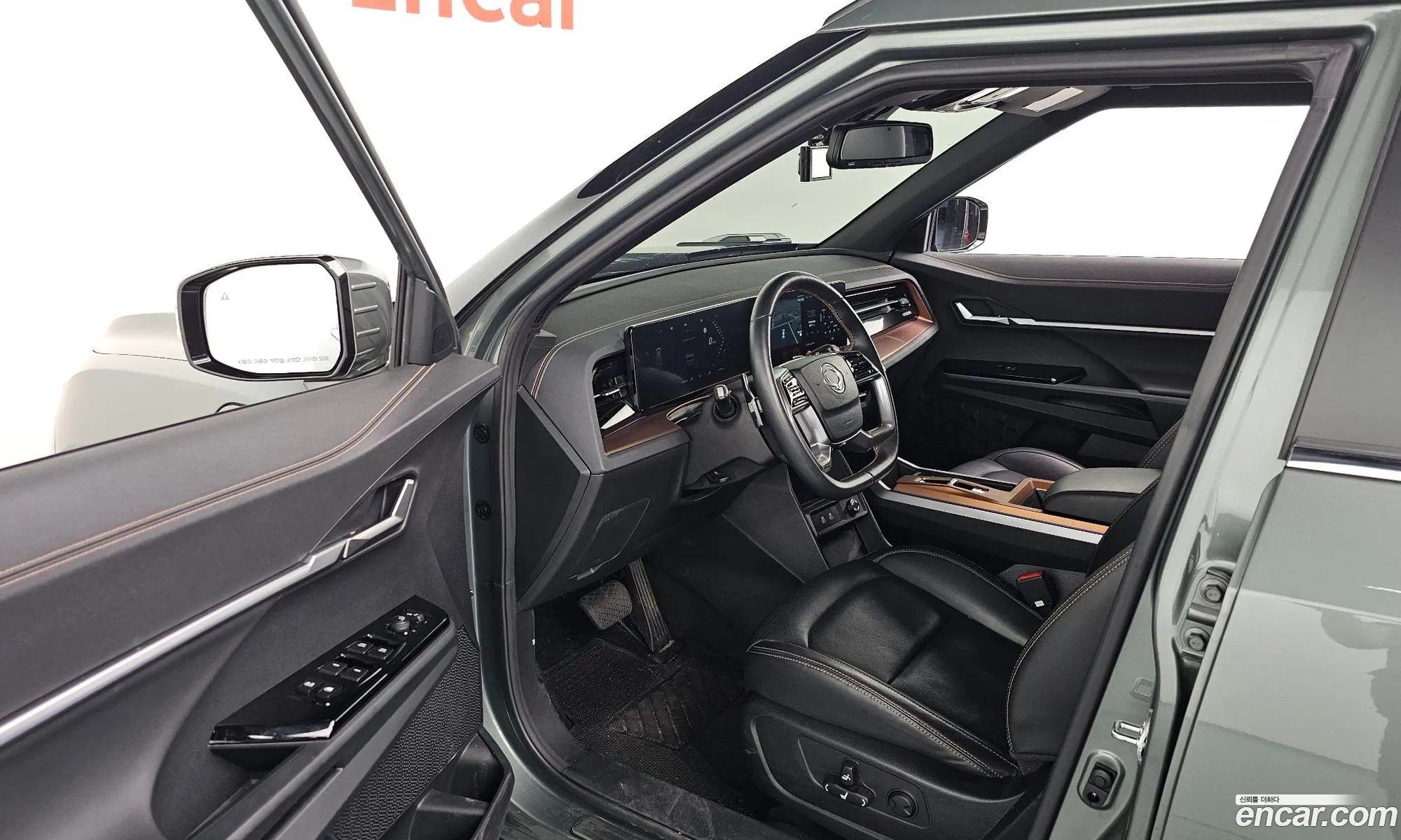 KG Mobility (SsangYong) Torres EVX 2023 — 32