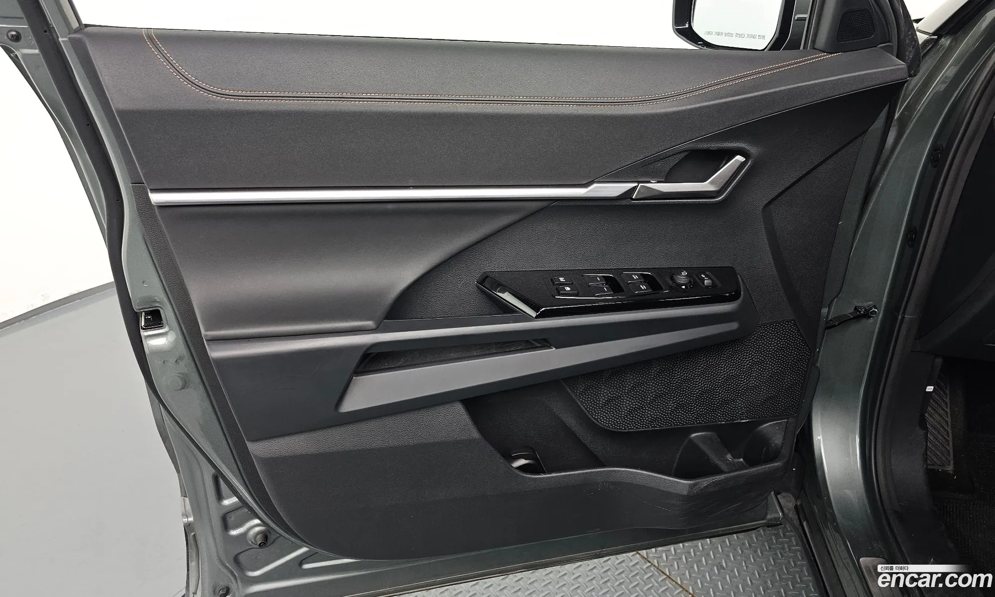 KG Mobility (SsangYong) Torres EVX 2023 — 27