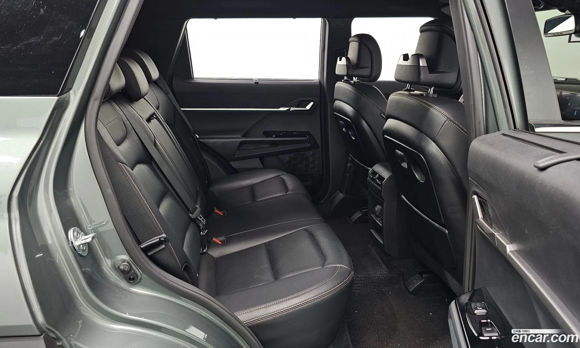 KG Mobility (SsangYong) Torres EVX 2023 — 31