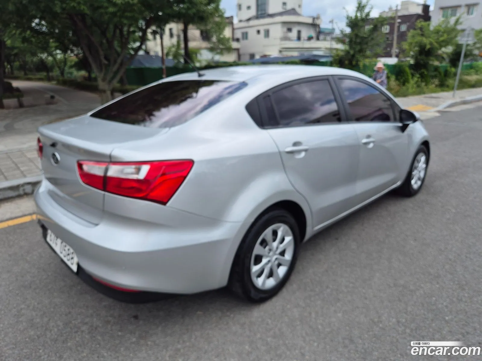 Kia Pride 2016 — 2