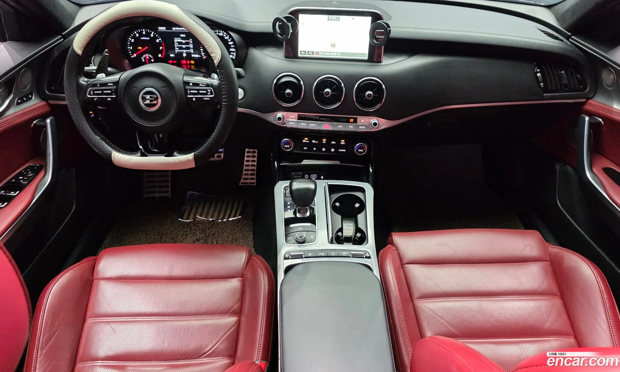Kia Stinger 2017 KNAE751CDJS005695 — 9