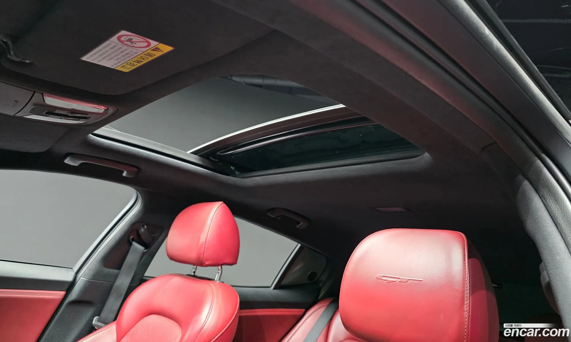 Kia Stinger 2017 KNAE751CDJS005695 — 17