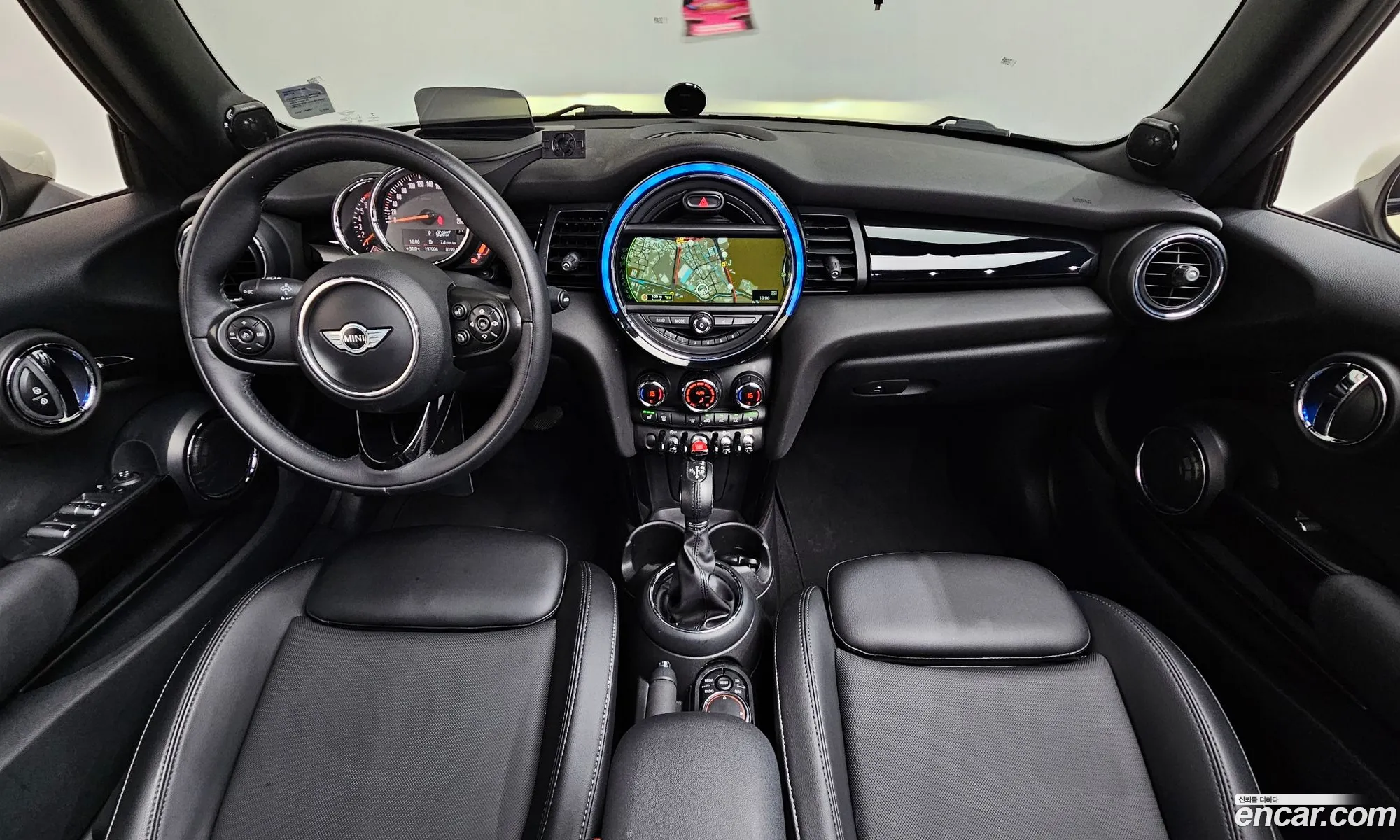 Mini Cooper Convertible 2017 WMWWG5102J3A80290 — 14